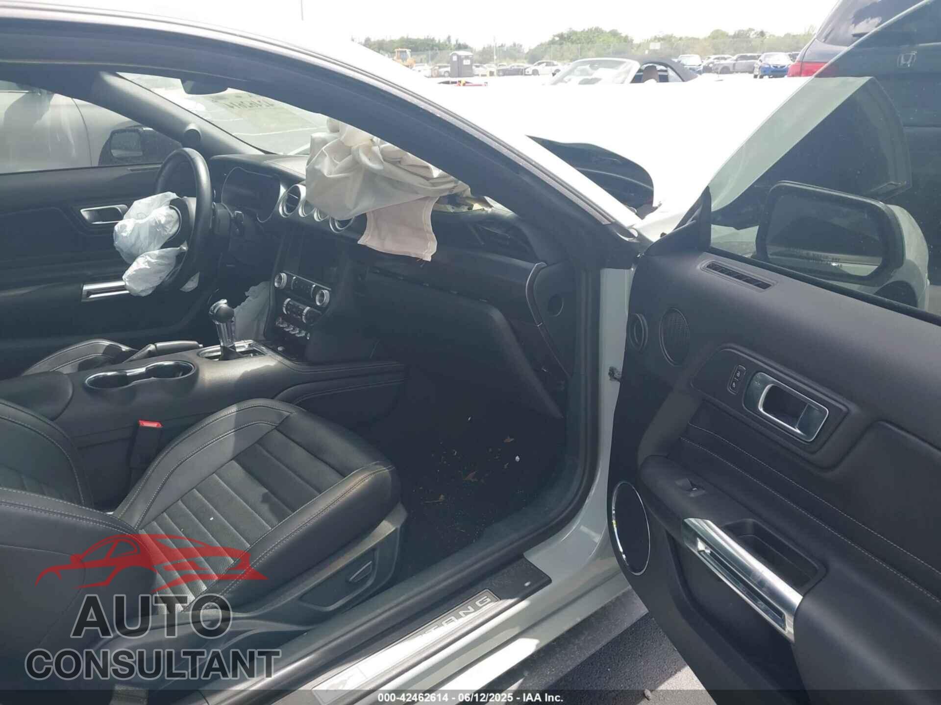 FORD MUSTANG 2021 - 1FA6P8CF7M5128125