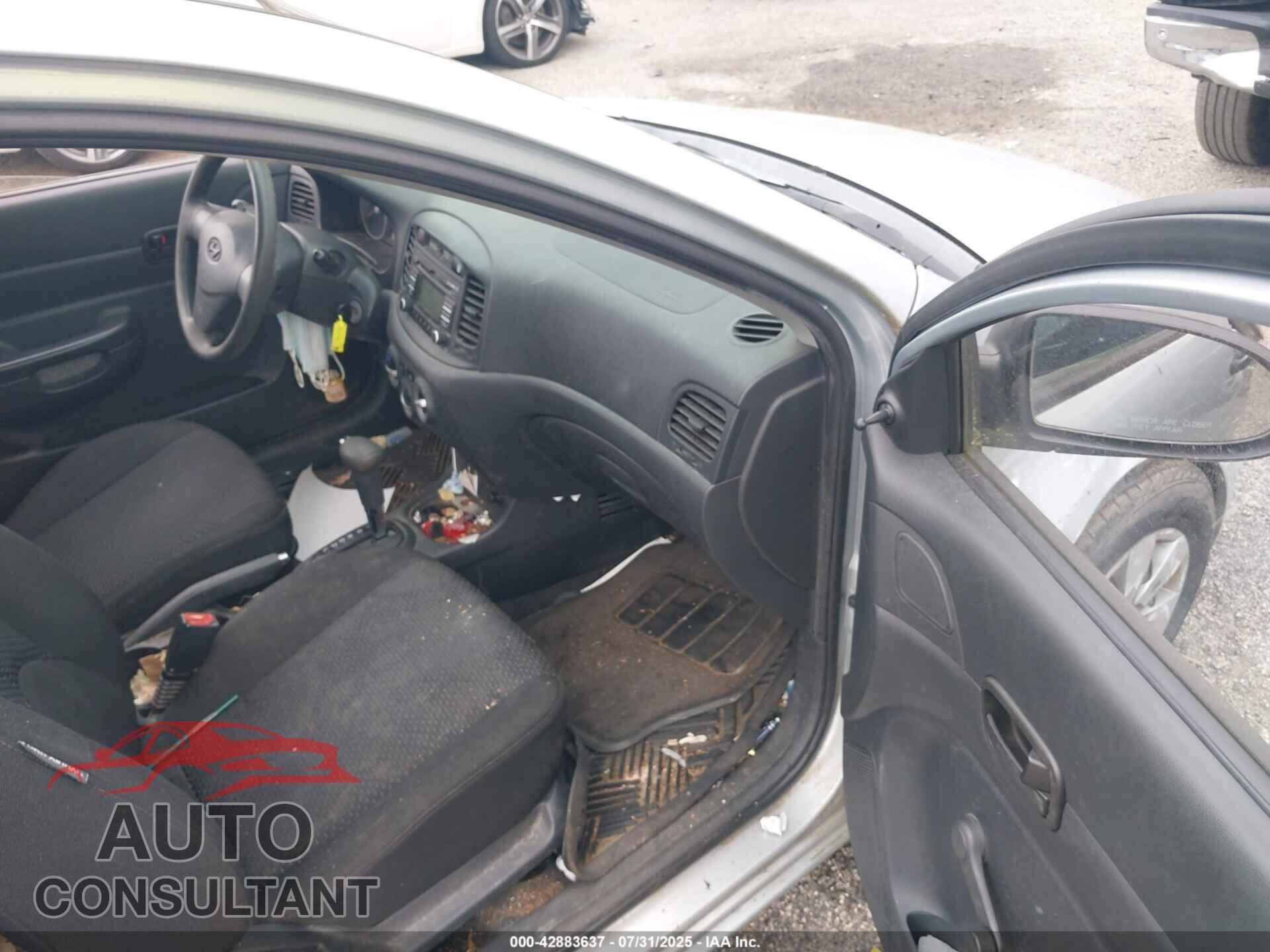 HYUNDAI ACCENT 2009 - KMHCM36C09U105501