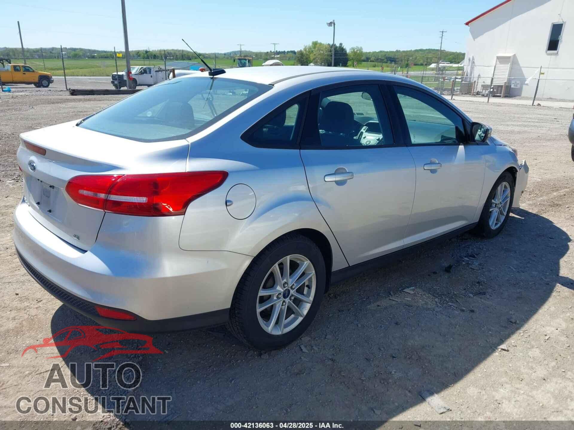 FORD FOCUS 2017 - 1FADP3F2XHL297608