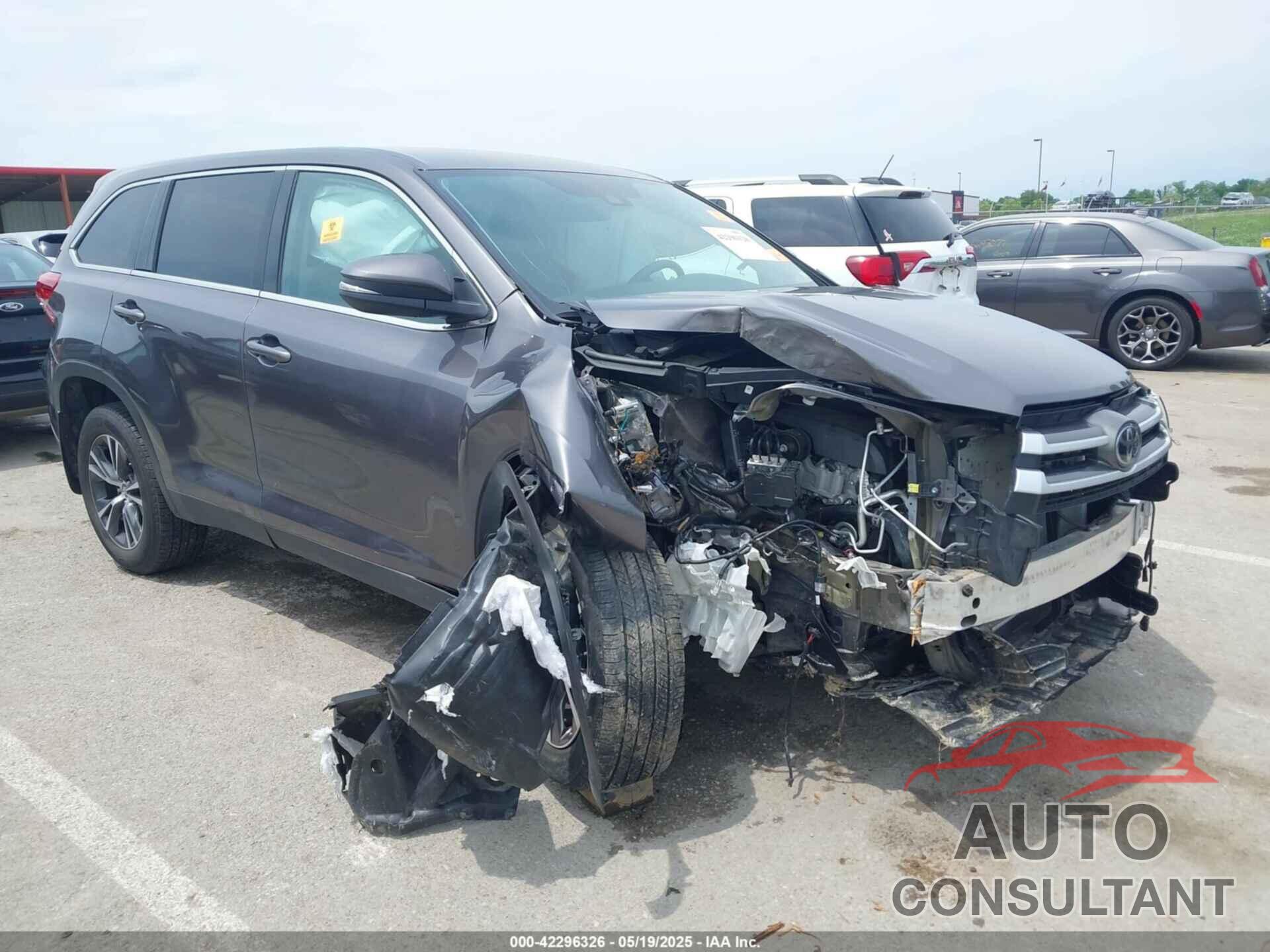 TOYOTA HIGHLANDER 2019 - 5TDBZRFH6KS718068