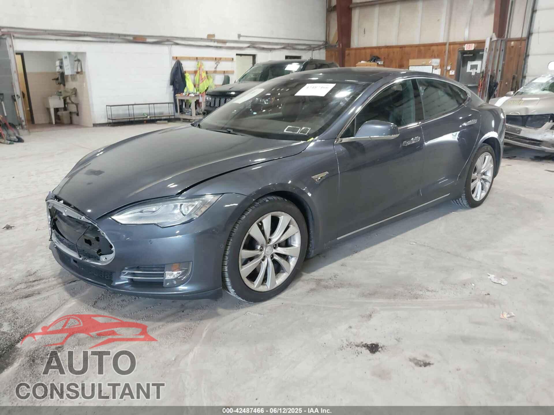 TESLA MODEL S 2016 - 5YJSA1E22GF124109