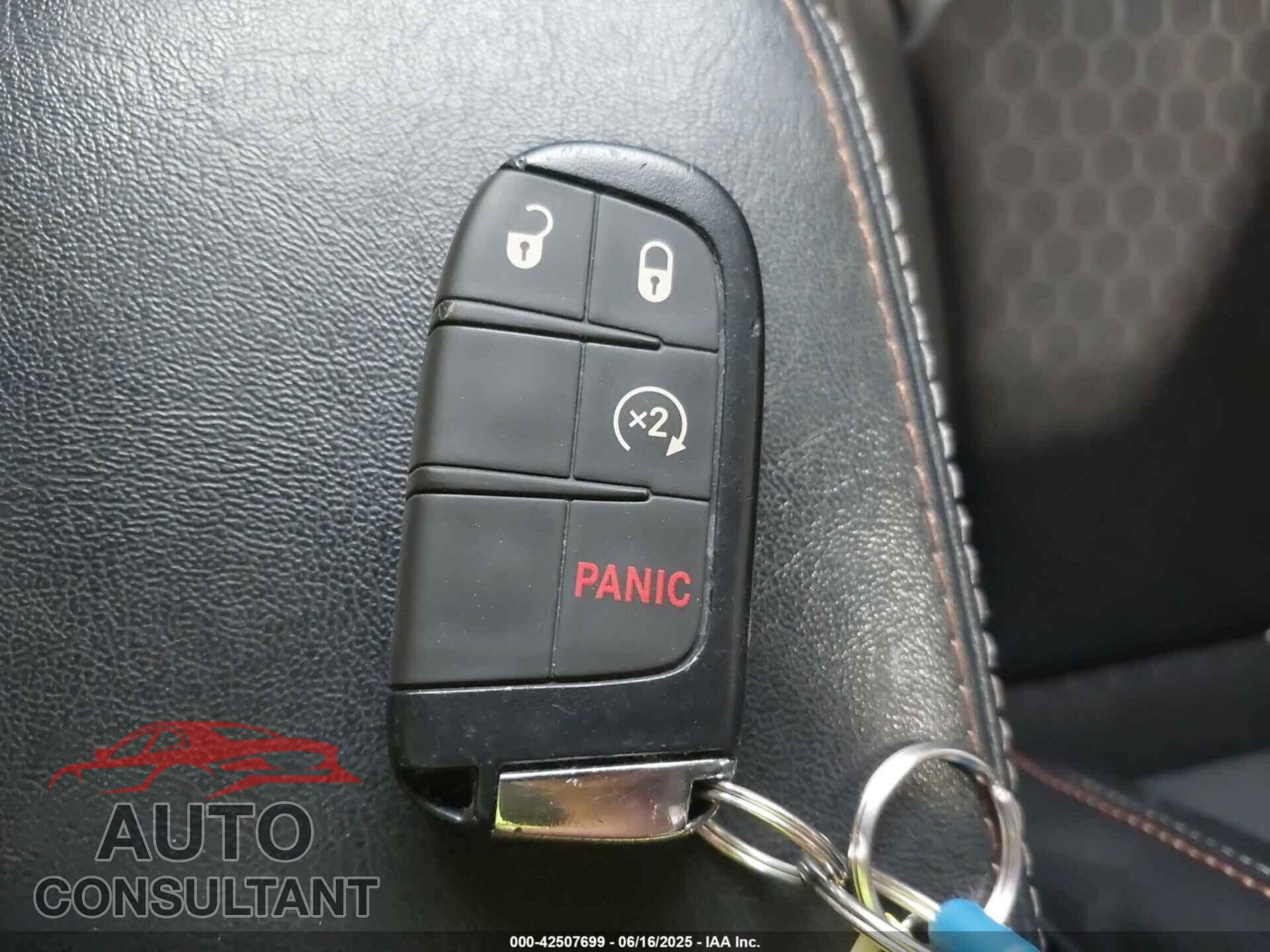 JEEP COMPASS 2020 - 3C4NJDBB6LT252156