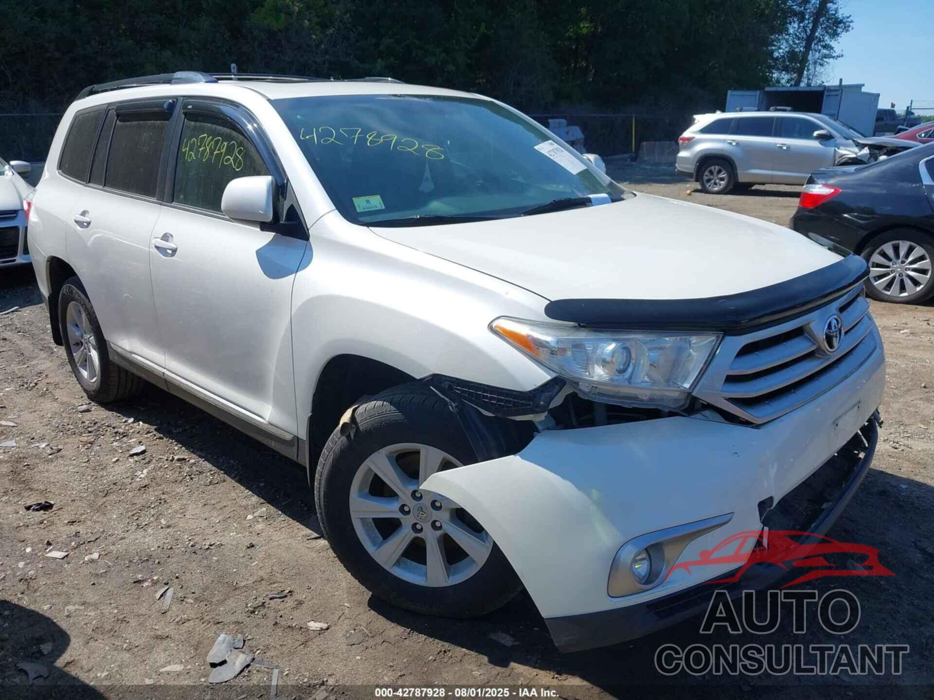 TOYOTA HIGHLANDER 2013 - 5TDBK3EH5DS243065