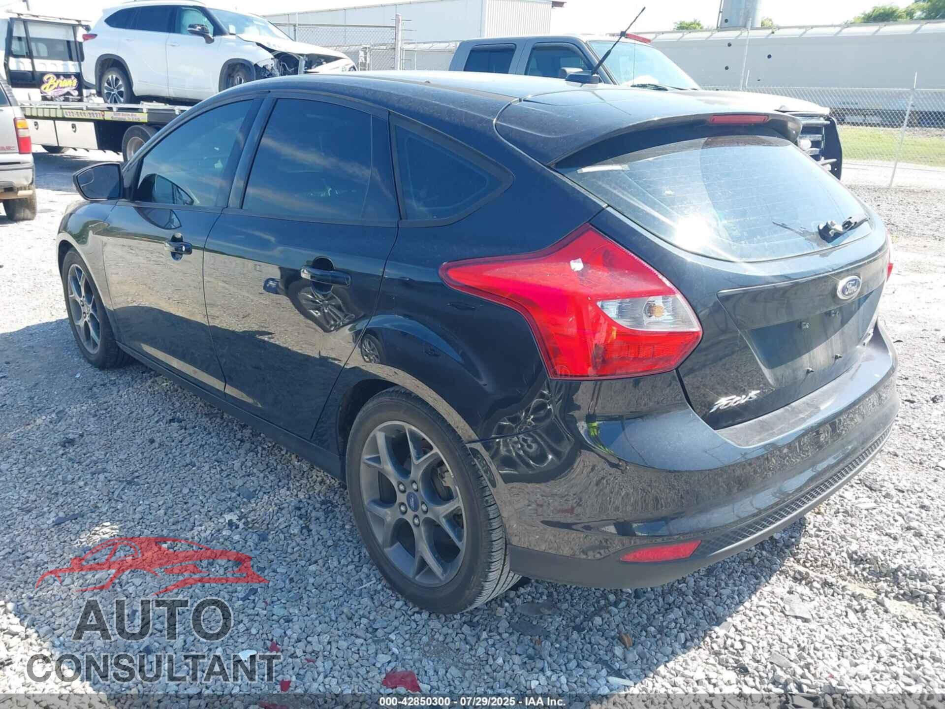 FORD FOCUS 2014 - 1FADP3K25EL148573