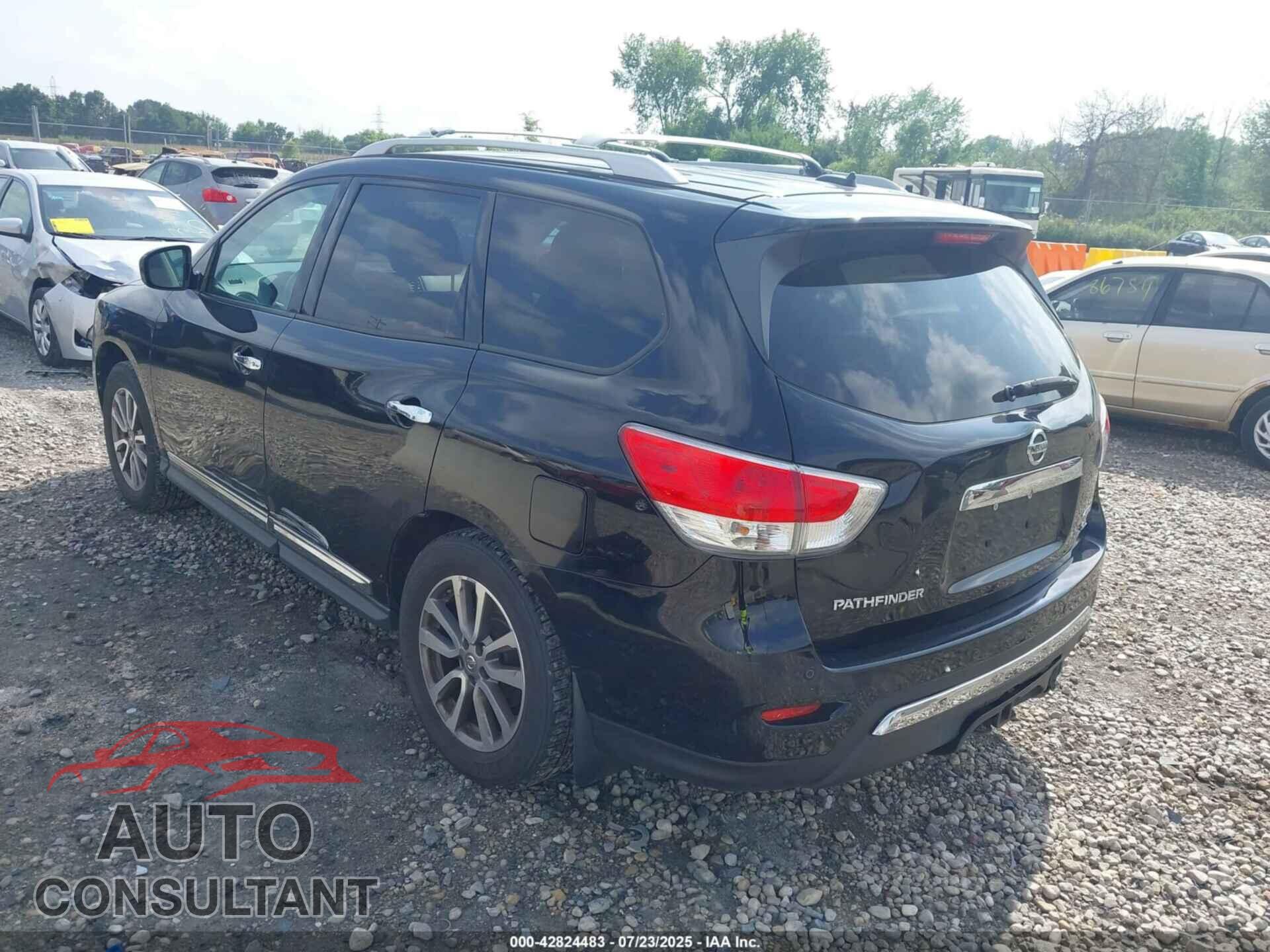 NISSAN PATHFINDER 2013 - 5N1AR2MM3DC661587