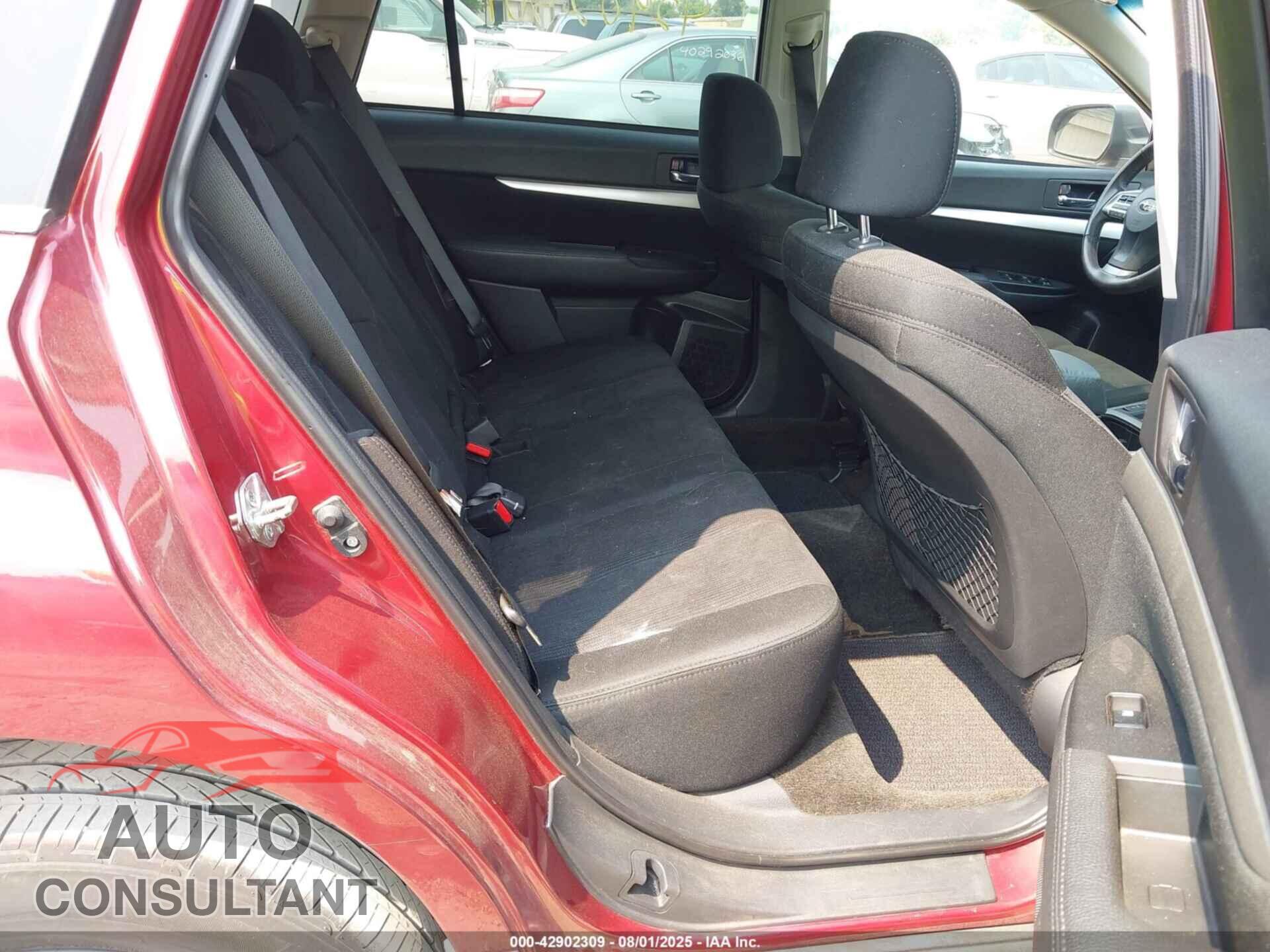 SUBARU OUTBACK 2013 - 4S4BRCGC2D3285378