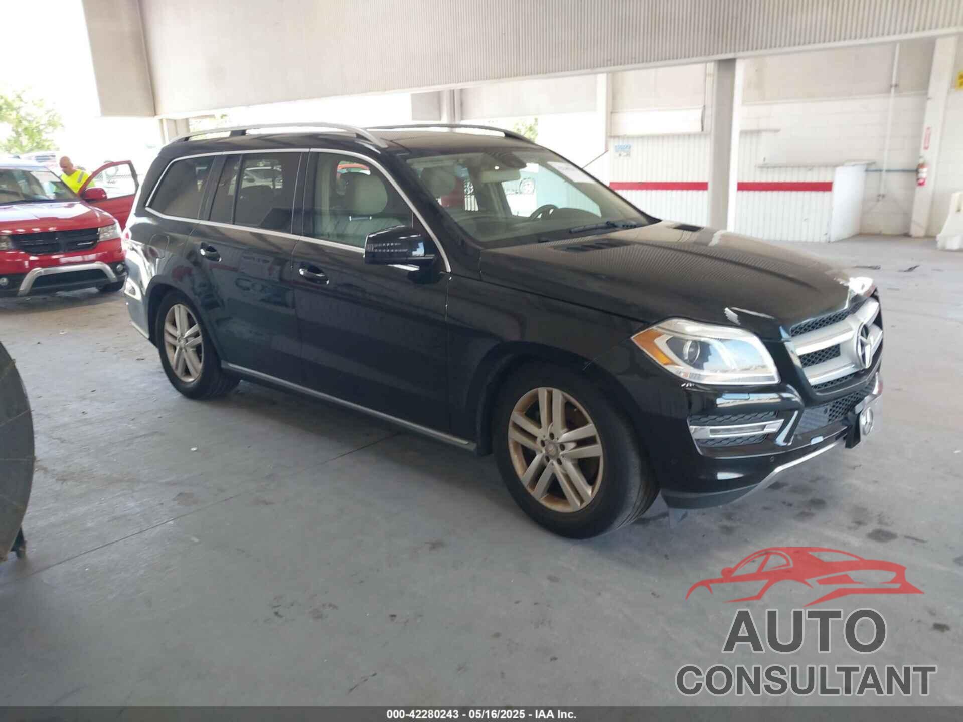 MERCEDES-BENZ GL 450 2014 - 4JGDF7CE7EA435479