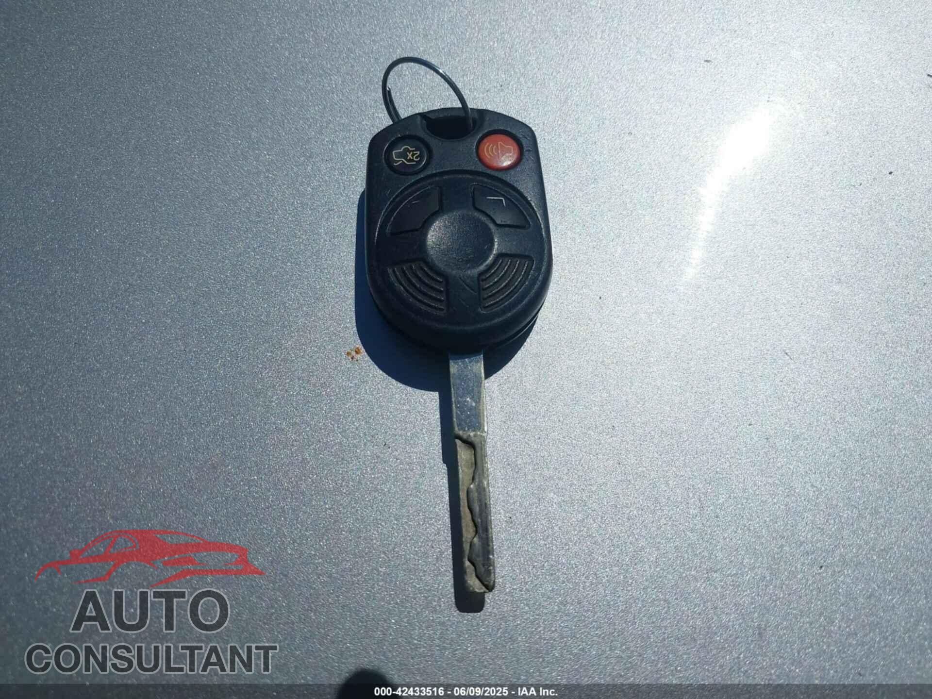 FORD FOCUS 2016 - 1FADP3F24GL286330