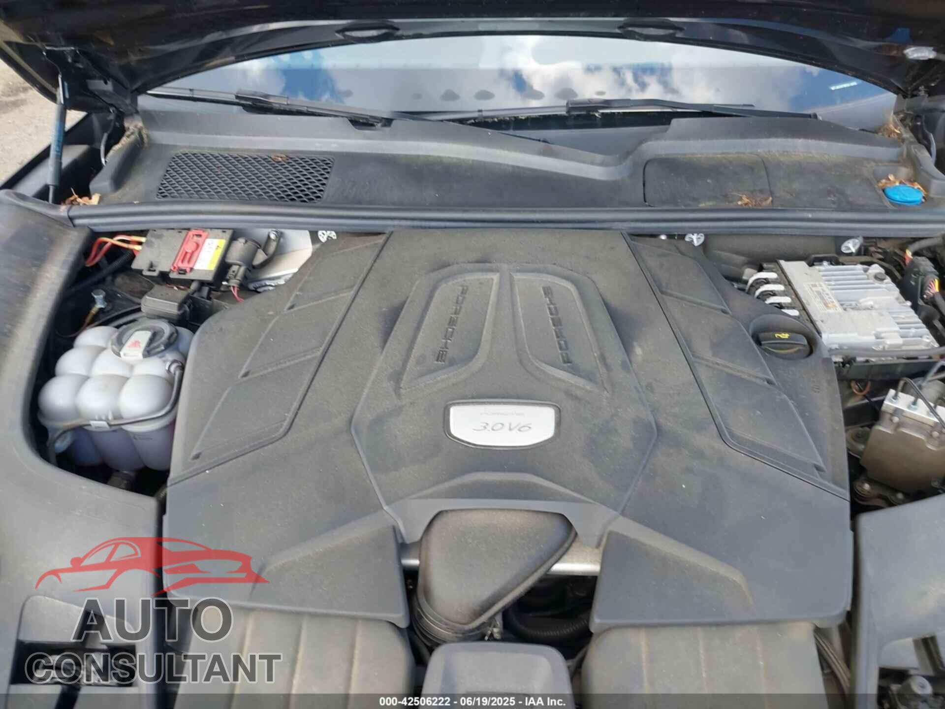 PORSCHE CAYENNE 2019 - WP1AA2AY9KDA14698