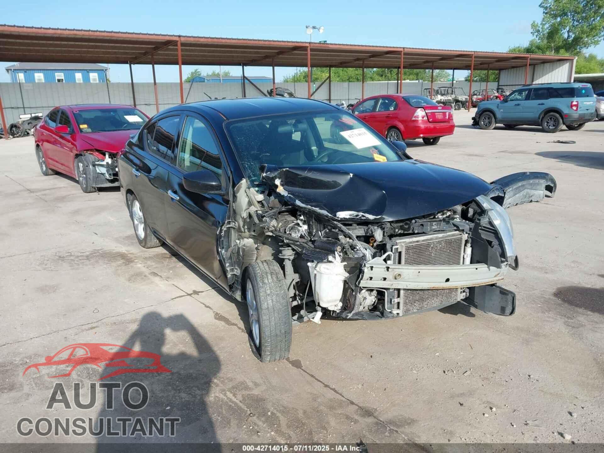 NISSAN VERSA 2017 - 3N1CN7AP1HL822620