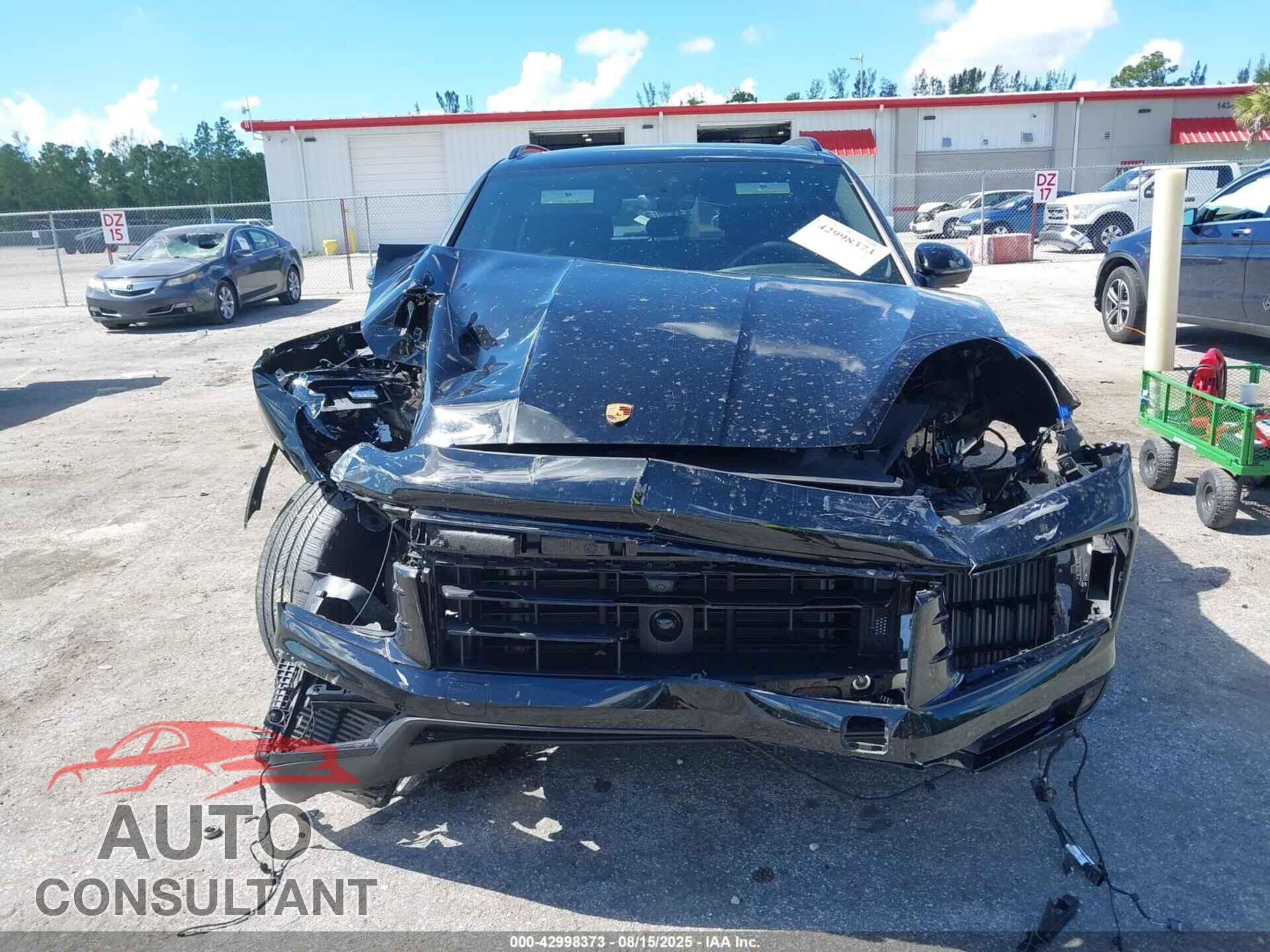 PORSCHE CAYENNE 2024 - WP1AA2AY3RDA12505