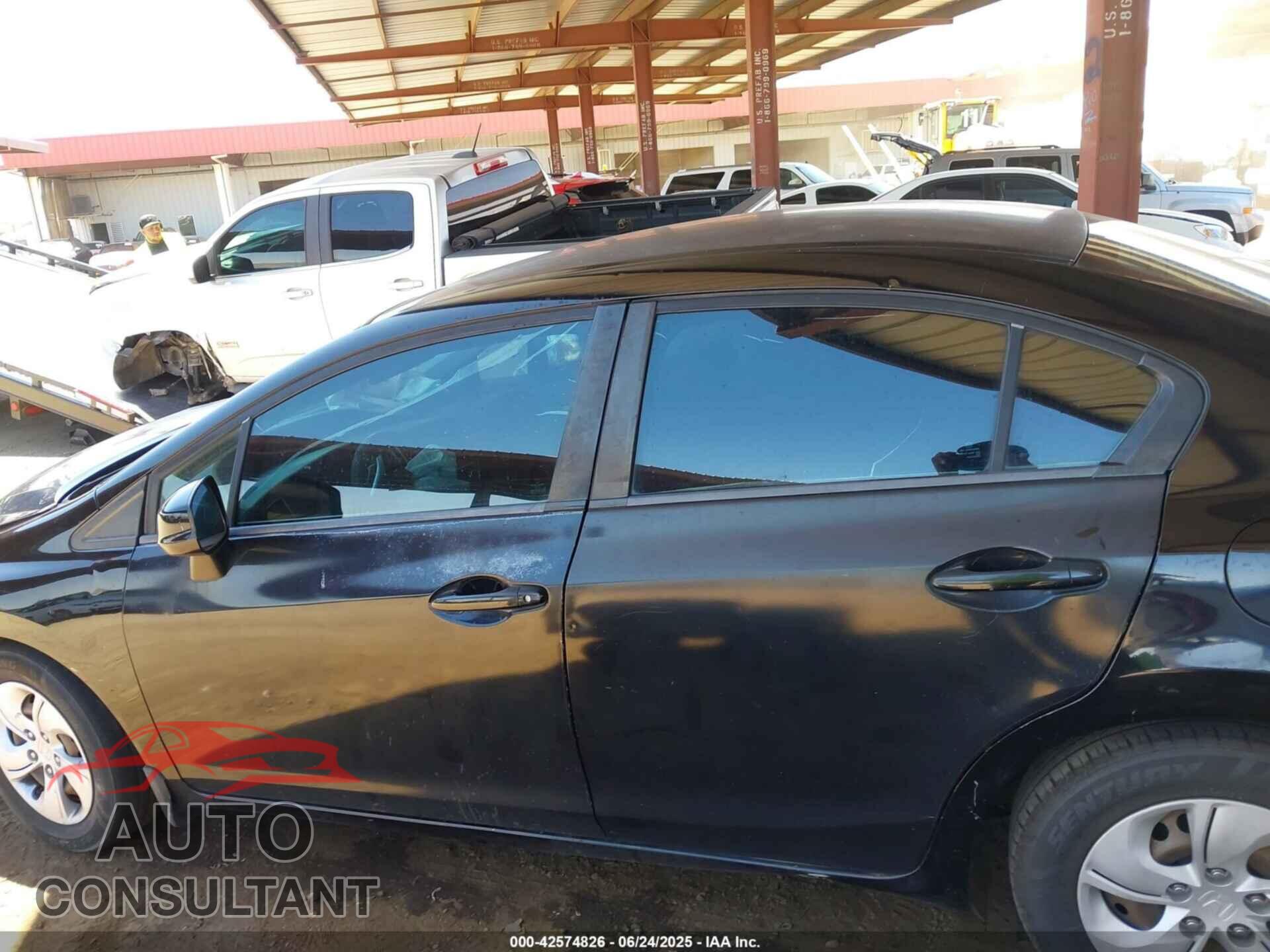 HONDA CIVIC 2013 - 2HGFB2F5XDH524679