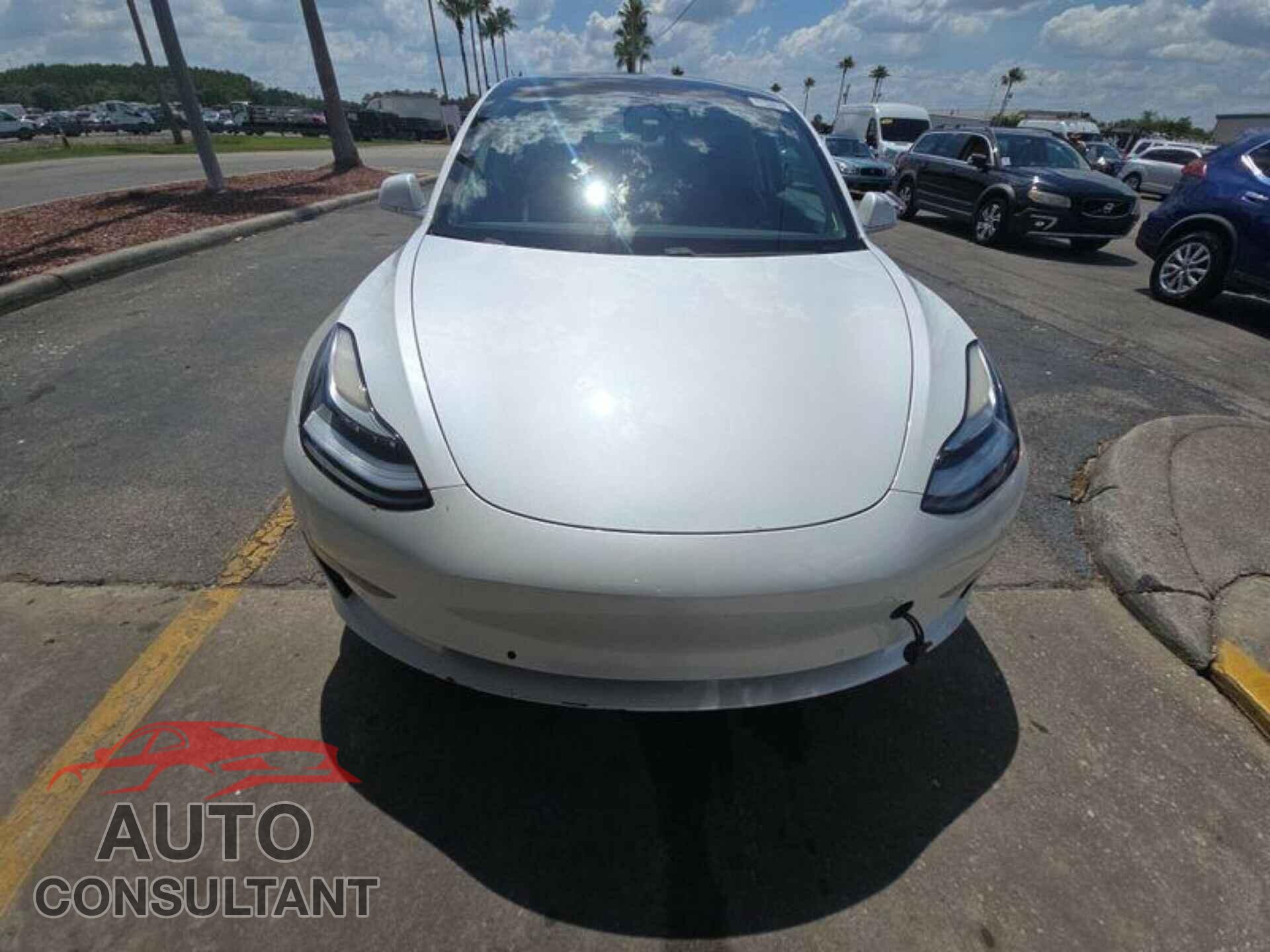 TESLA MODEL 3 2020 - 5YJ3E1EB2LF637038