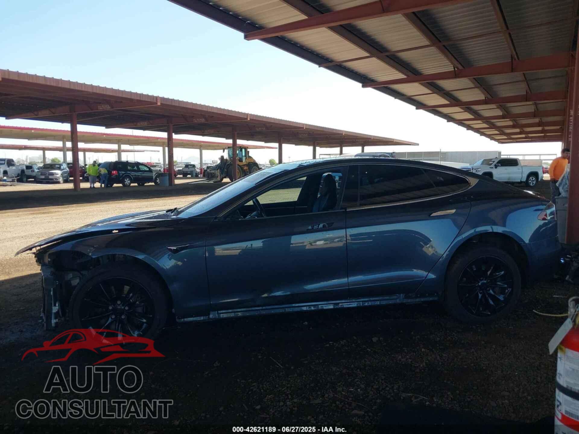 TESLA MODEL S 2018 - 5YJSA1E24JF261849