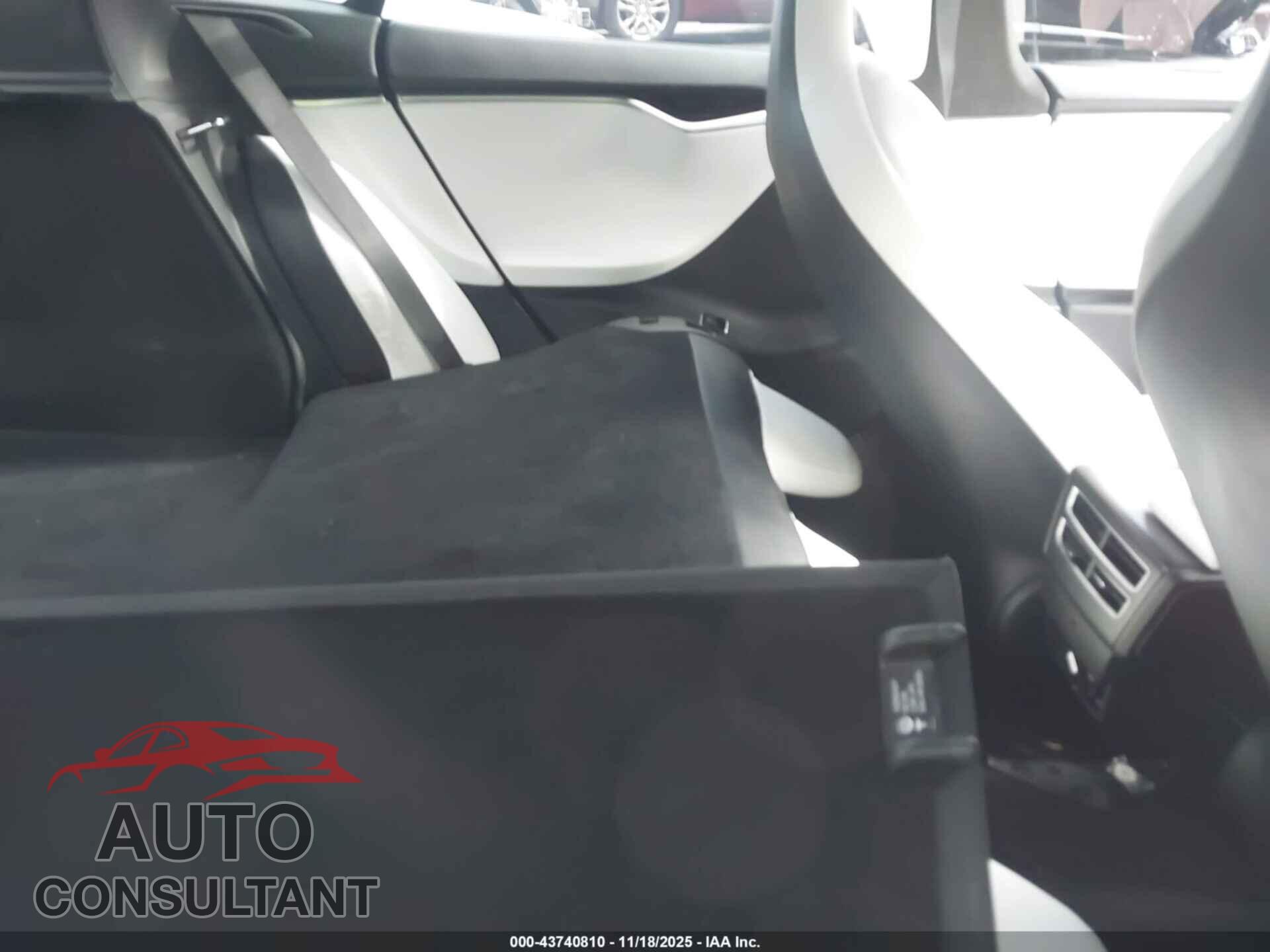 TESLA MODEL S 2017 - 5YJSA1E10HF193356