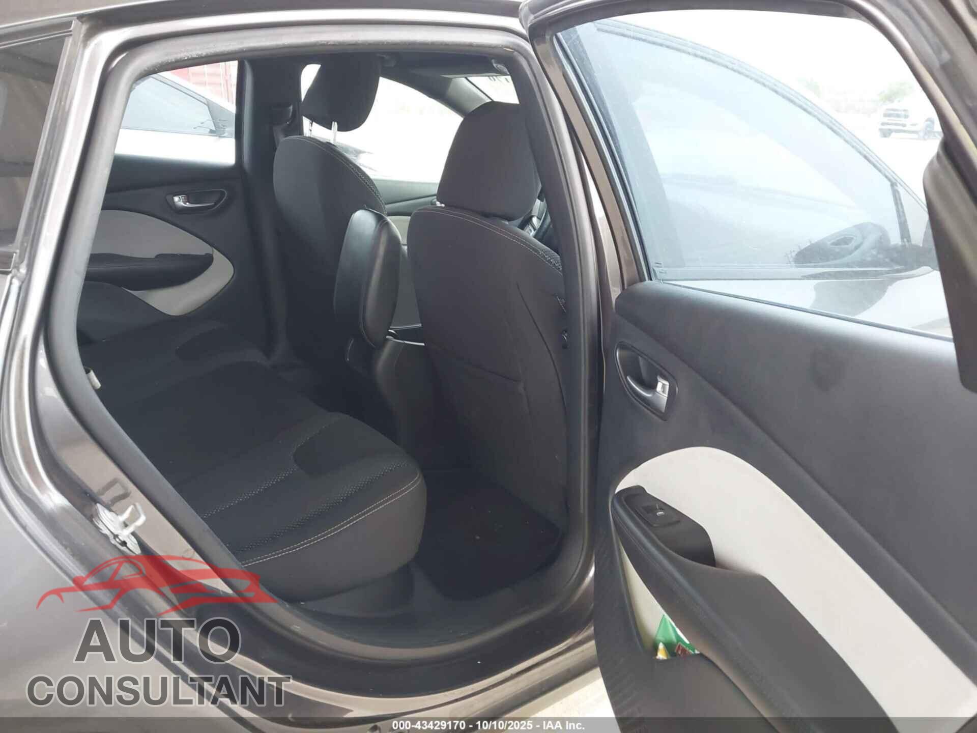 DODGE DART 2015 - 1C3CDFBB7FD346636