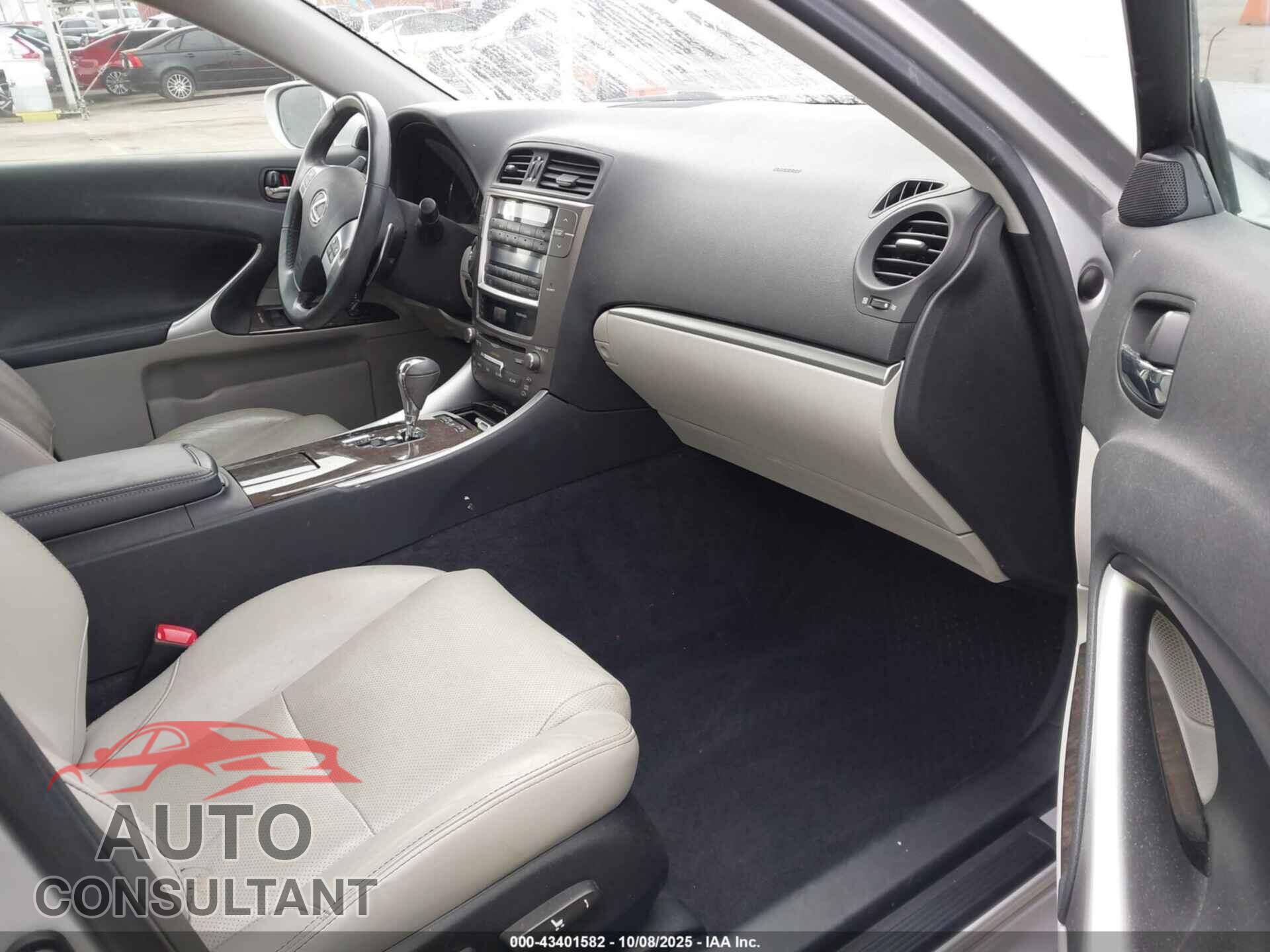 LEXUS IS 250 2011 - JTHBF5C28B5137354