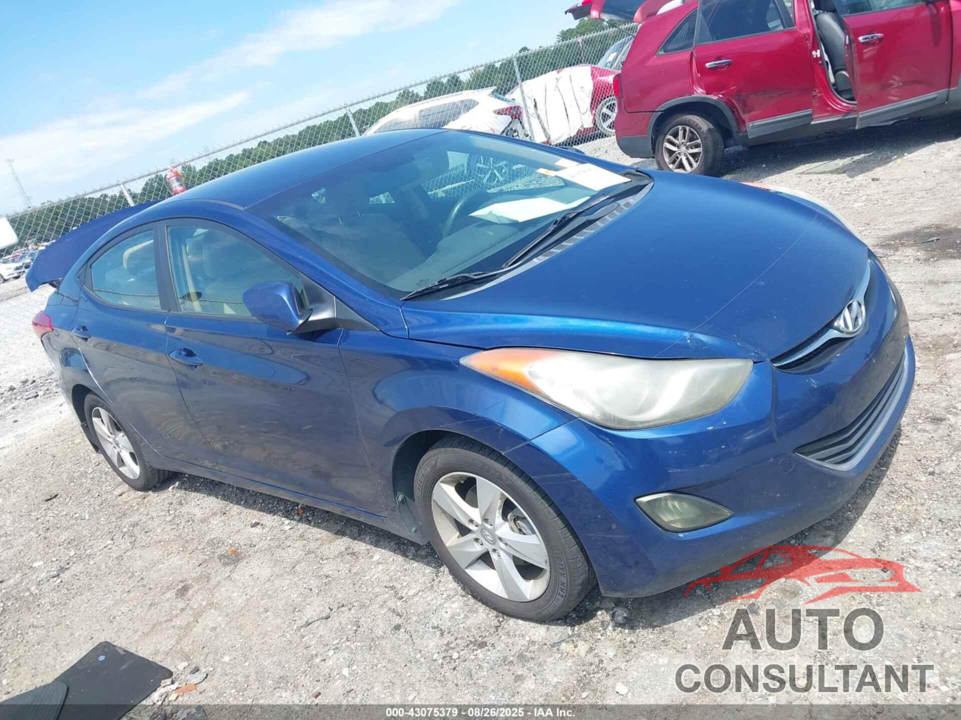 HYUNDAI ELANTRA 2013 - KMHDH4AE6DU838927
