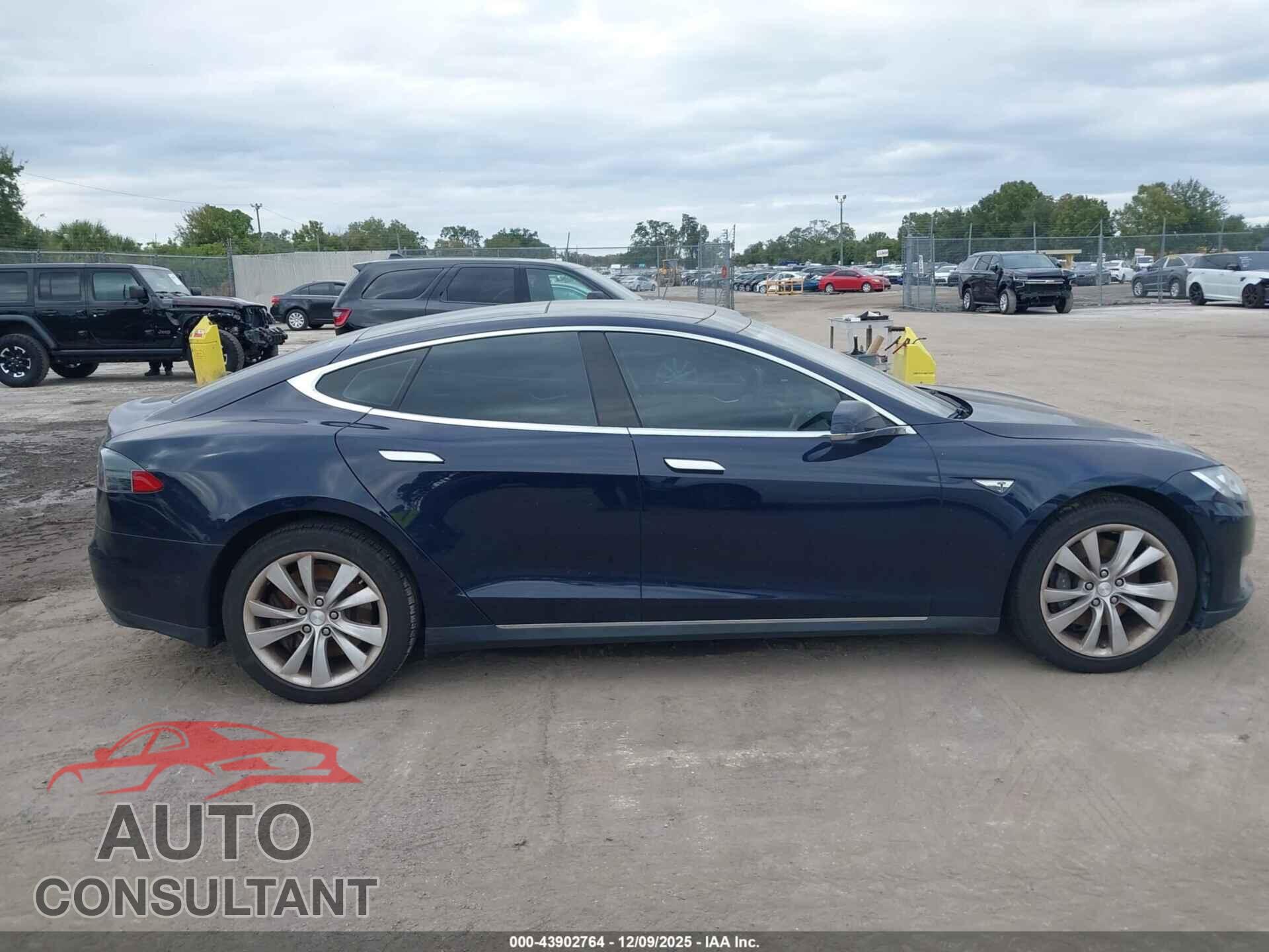 TESLA MODEL S 2014 - 5YJSA1H14EFP61454