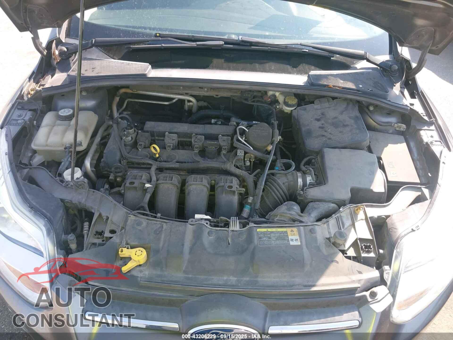 FORD FOCUS 2012 - 1FAHP3F27CL337718