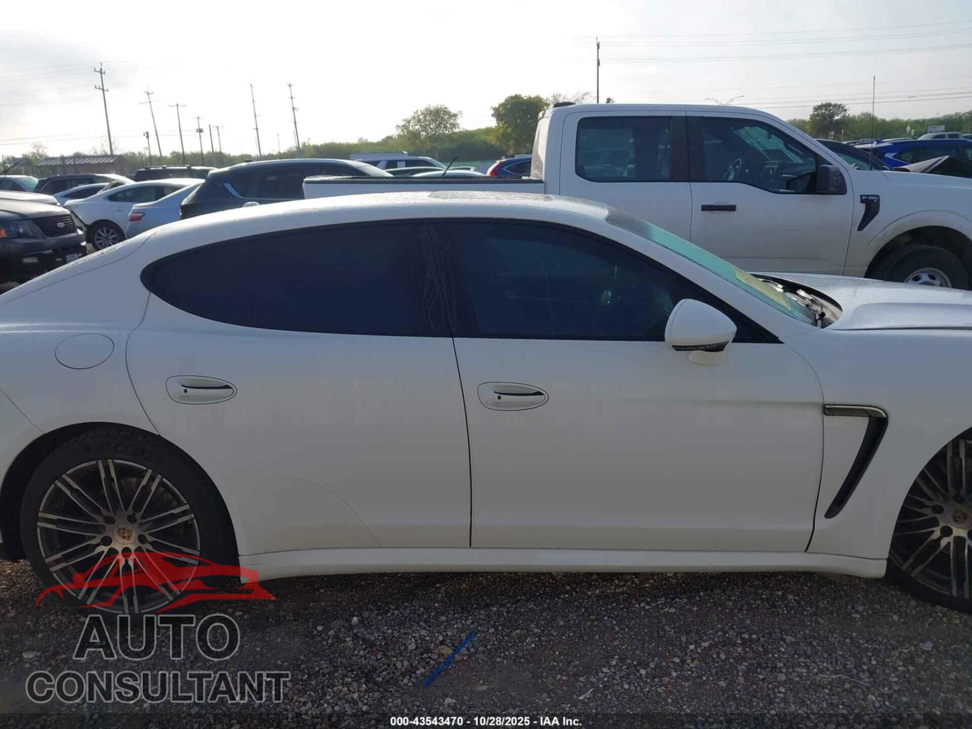 PORSCHE PANAMERA 2016 - WP0AA2A70GL007824