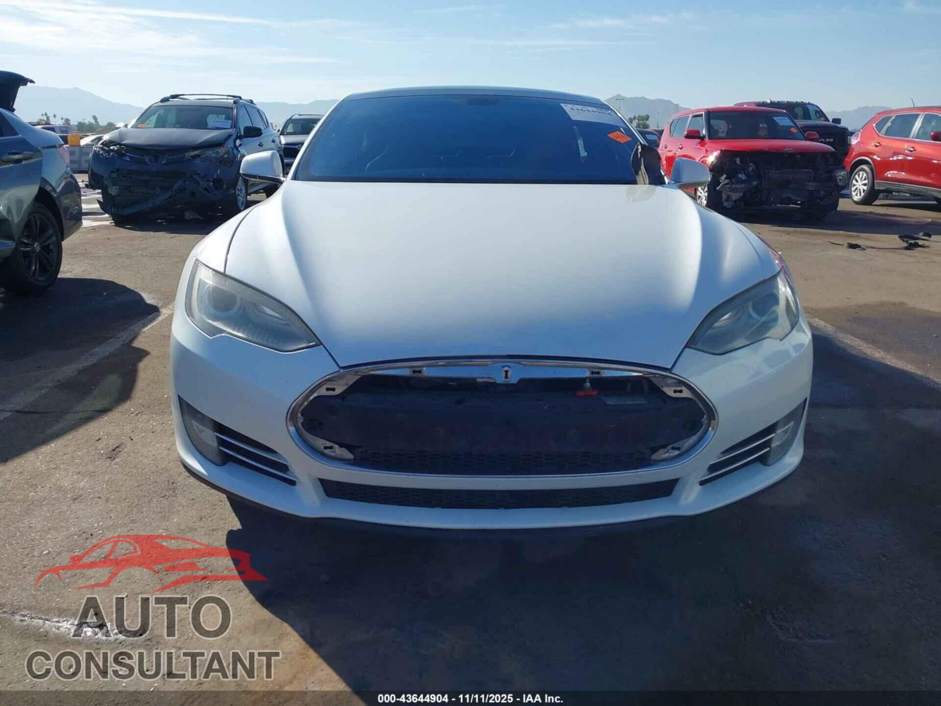 TESLA MODEL S 2012 - 5YJSA1DN6CFS00369