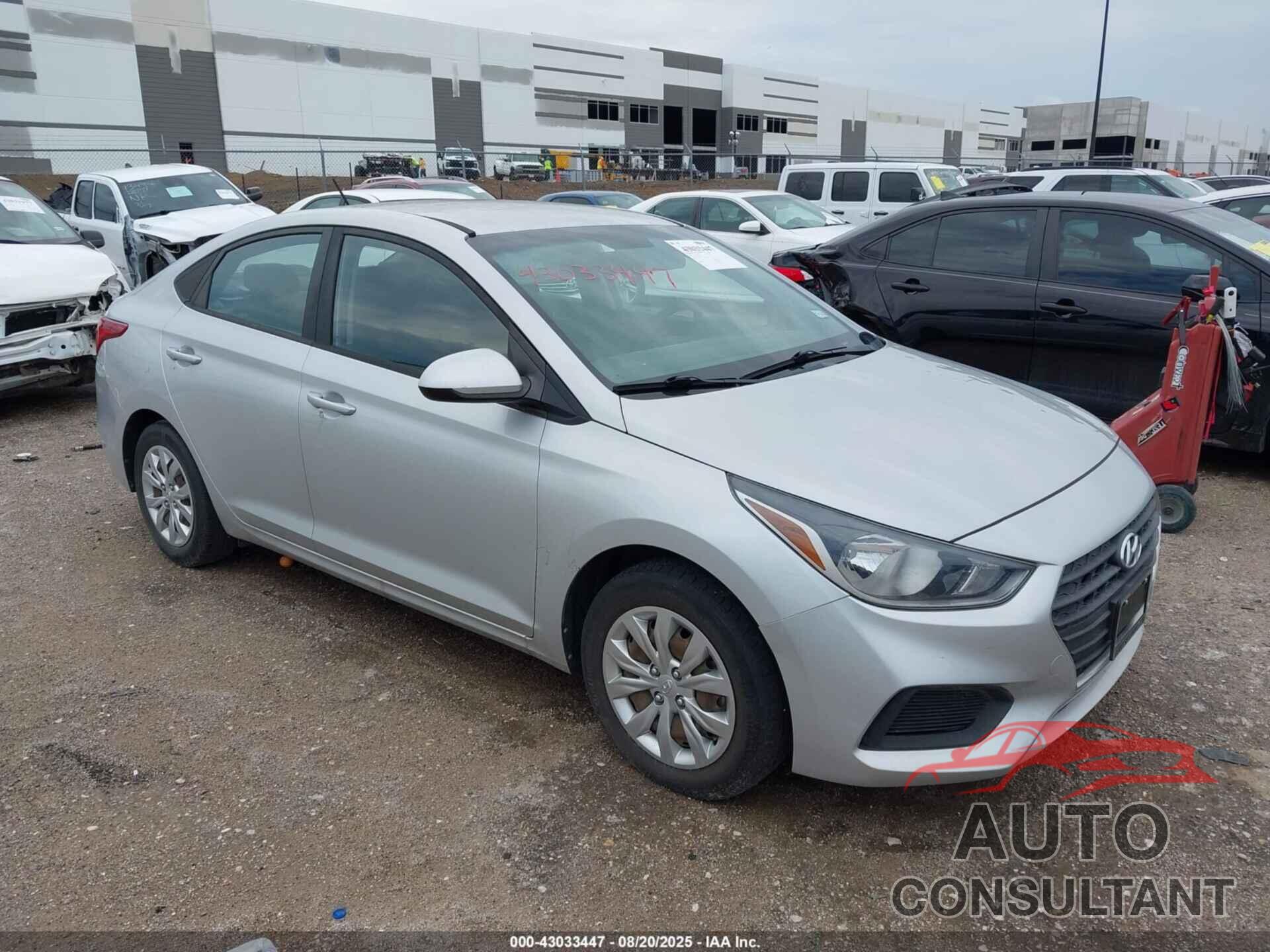 HYUNDAI ACCENT 2018 - 3KPC24A3XJE021938