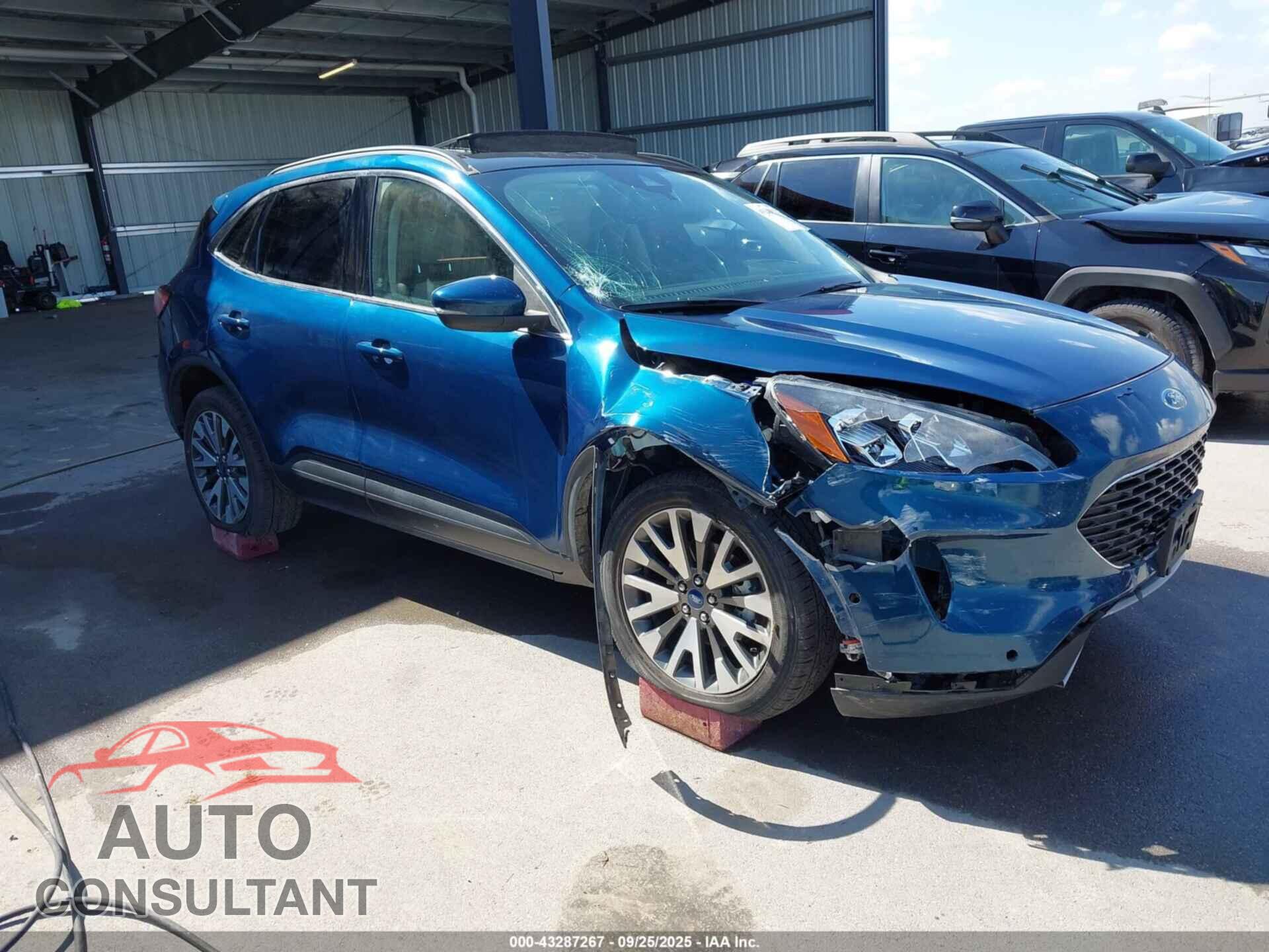 FORD ESCAPE 2020 - 1FMCU9J96LUA36092