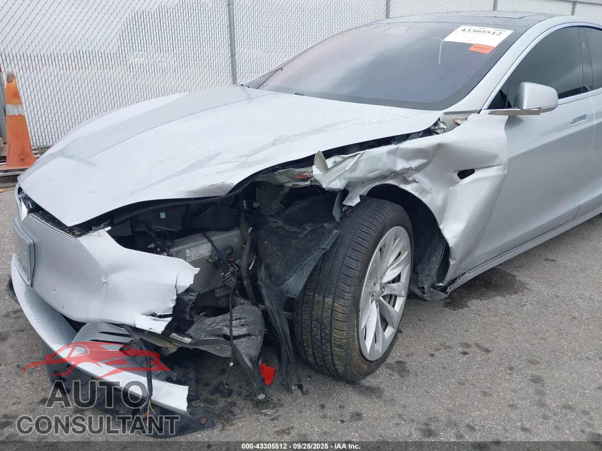 TESLA MODEL S 2017 - 5YJSA1E21HF192192