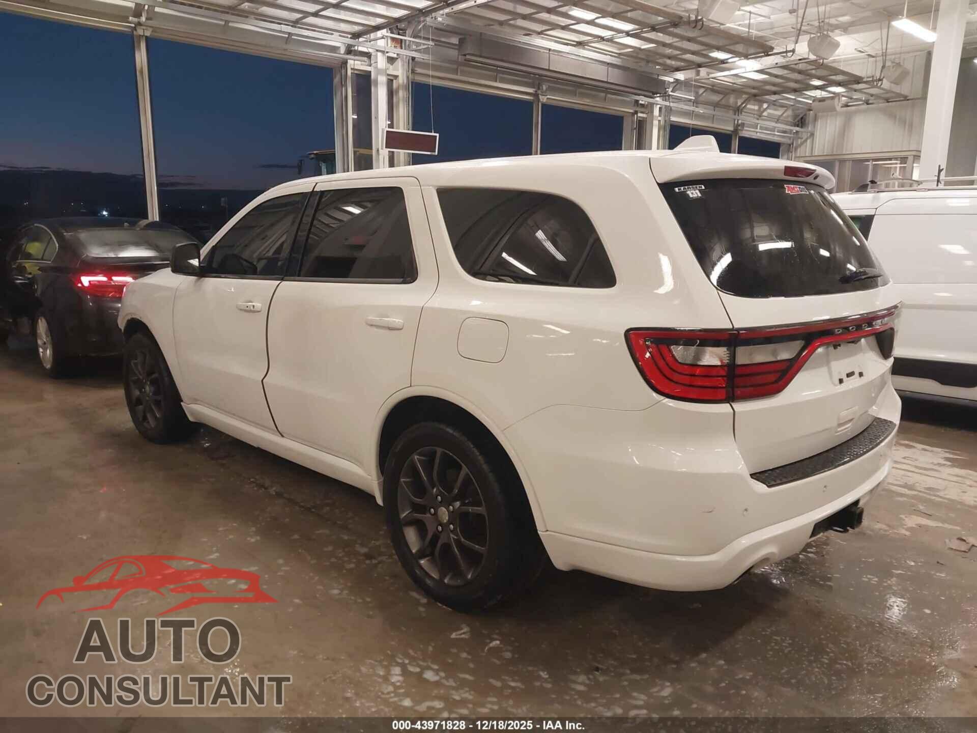 DODGE DURANGO 2015 - 1C4SDJCT3FC177433