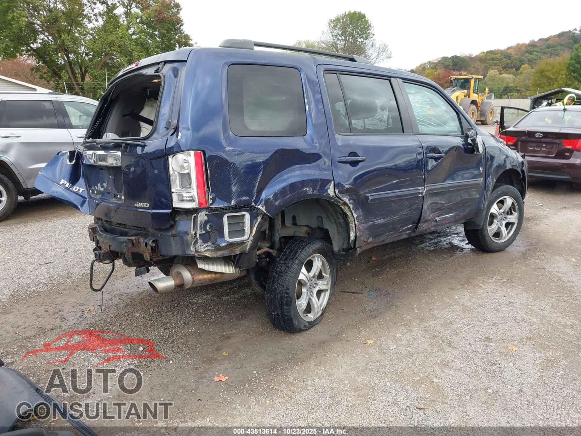 HONDA PILOT 2013 - 5FNYF4H44DB076974