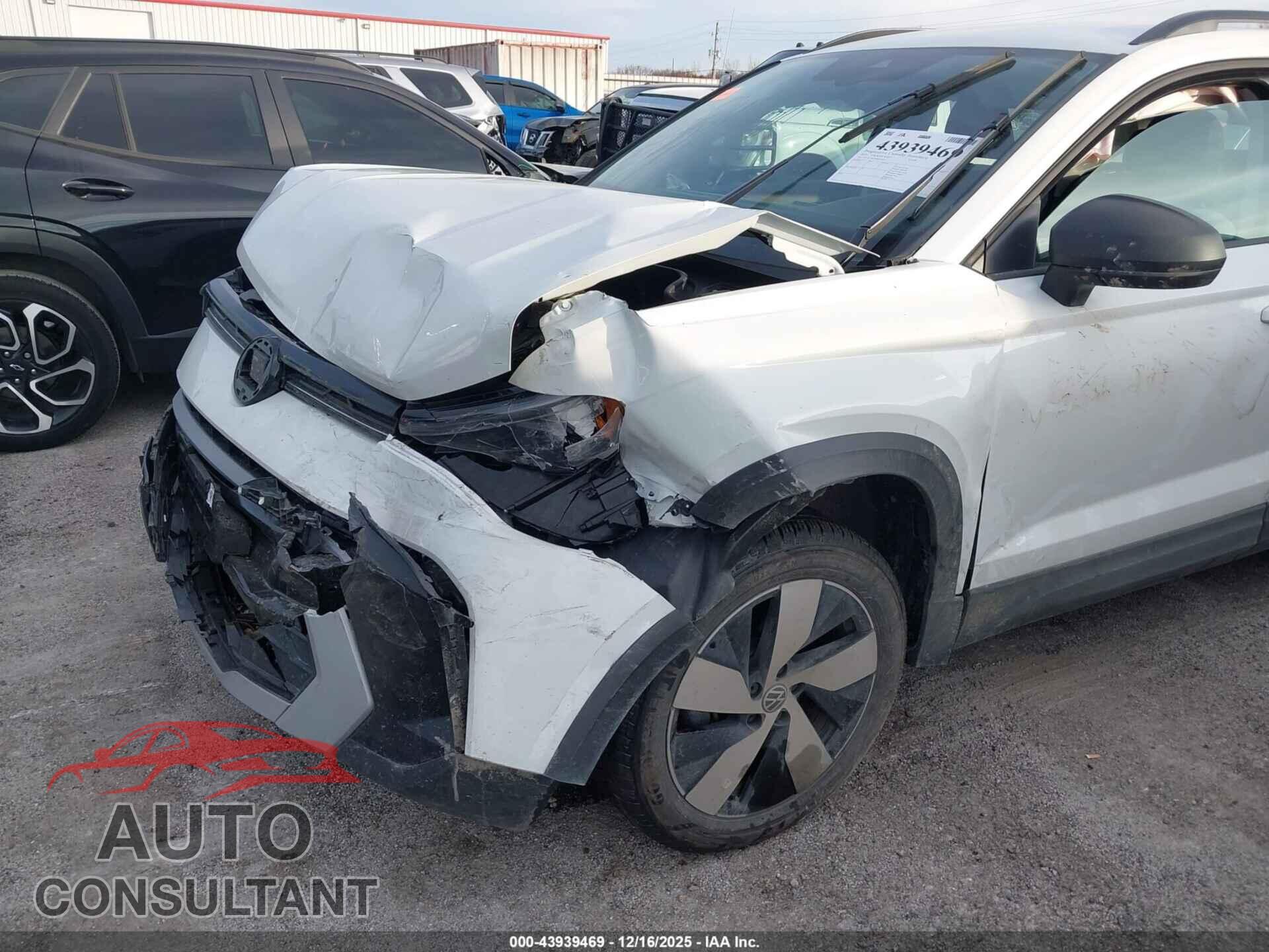 VOLKSWAGEN TAOS 2025 - 3VV8C7B22SM047839