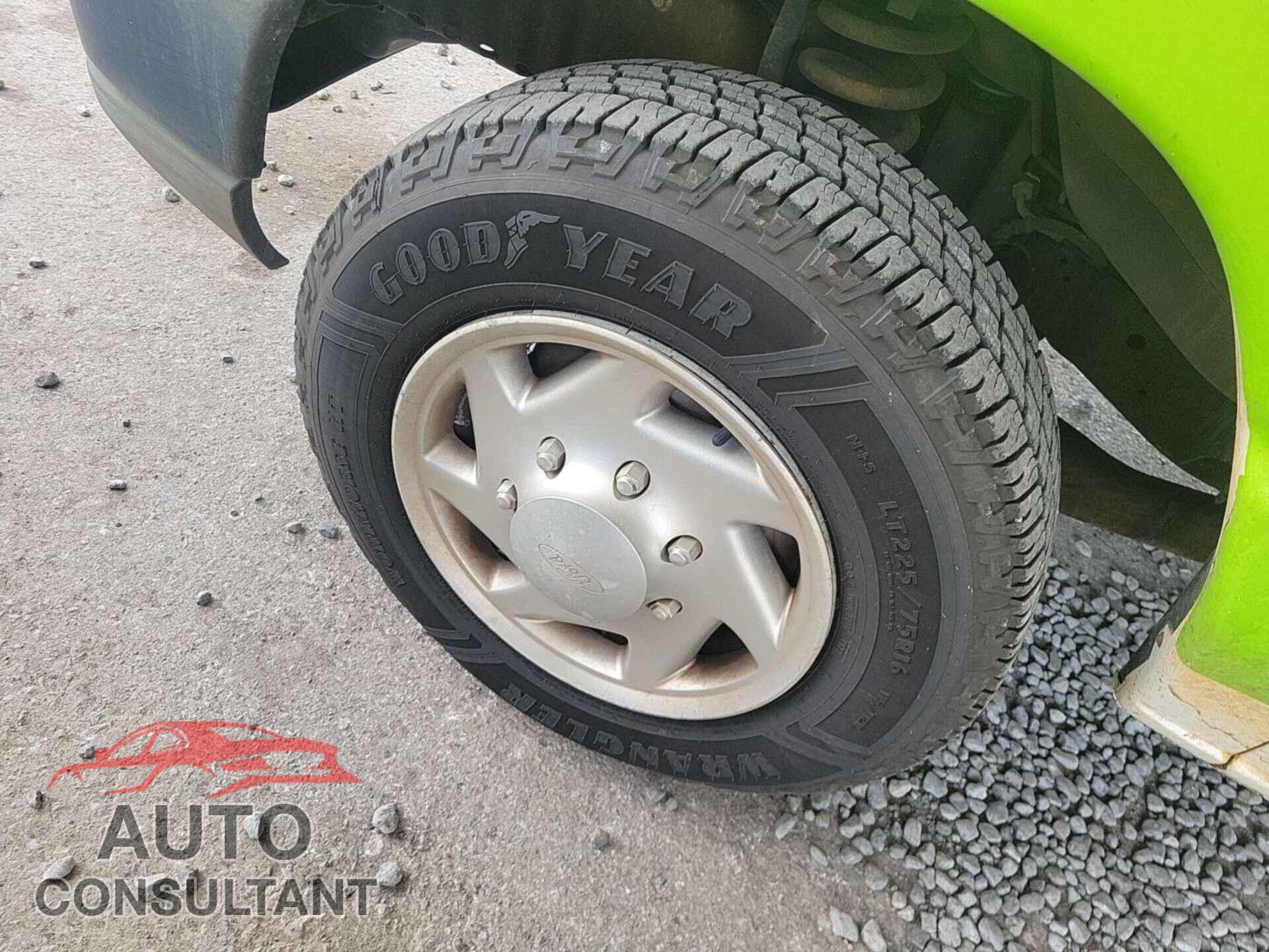 FORD E-150 2011 - 1FTNE1EW3BDA26551