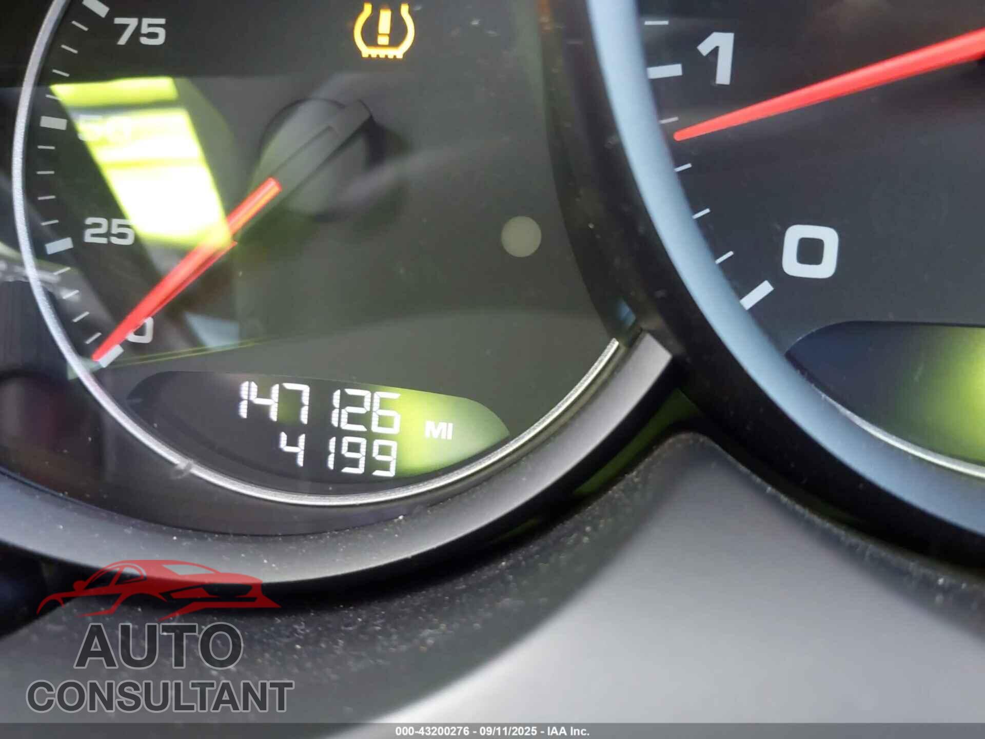 PORSCHE CAYENNE 2012 - WP1AA2A24CLA10612