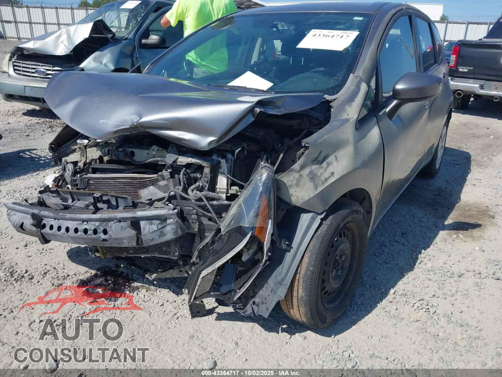NISSAN VERSA NOTE 2018 - 3N1CE2CP8JL360577