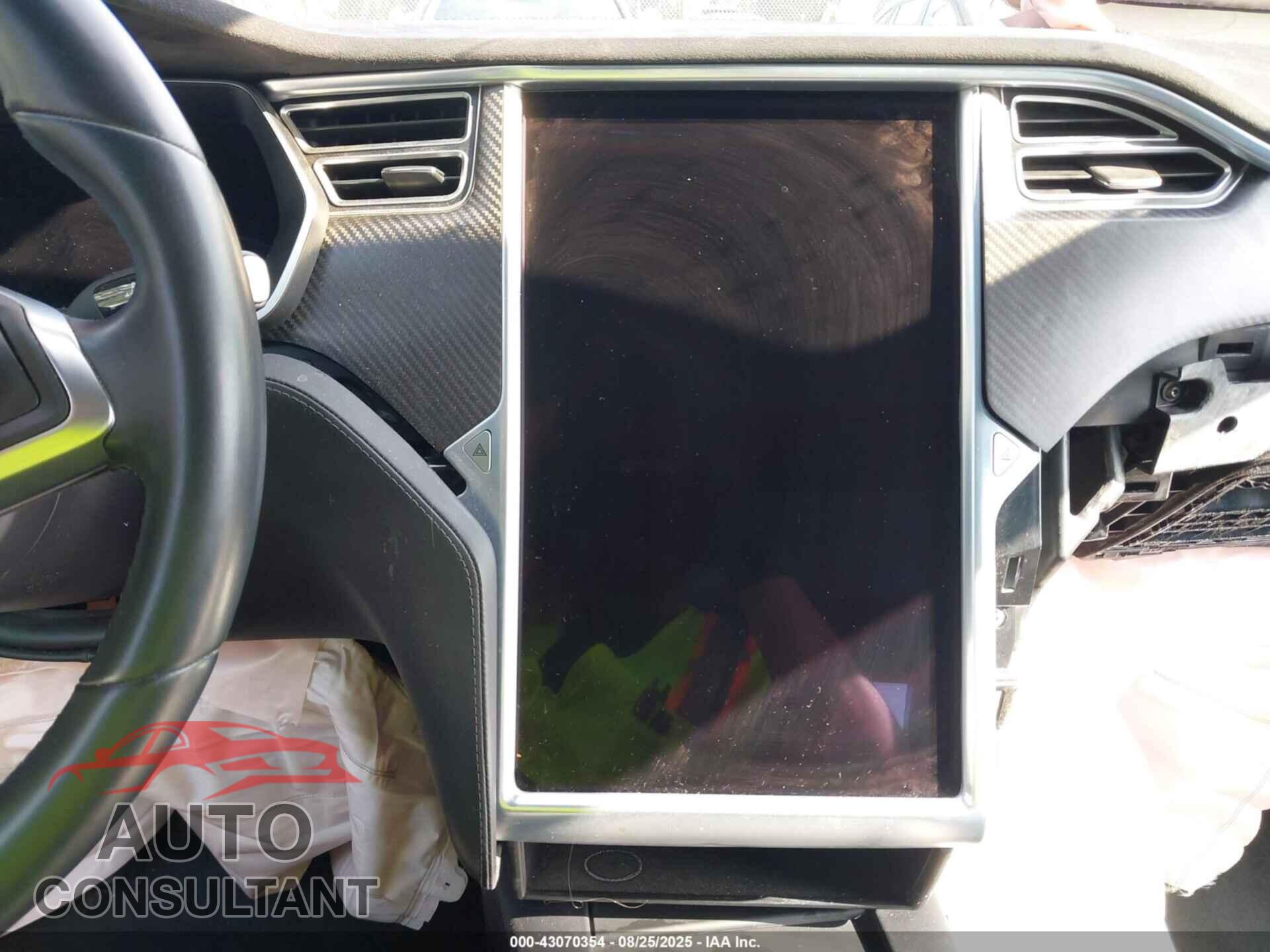 TESLA MODEL S 2016 - 5YJSA1E24GF134799