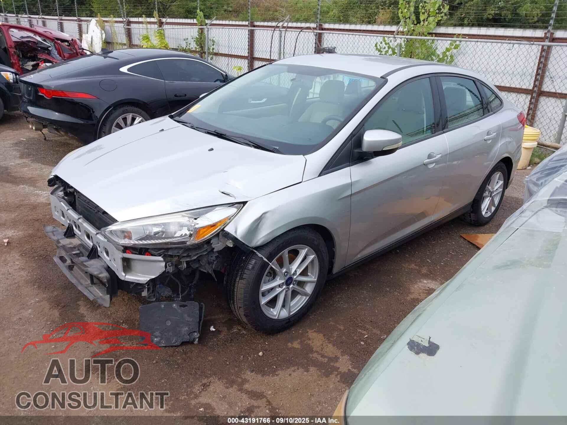 FORD FOCUS 2017 - 1FADP3F24HL294266