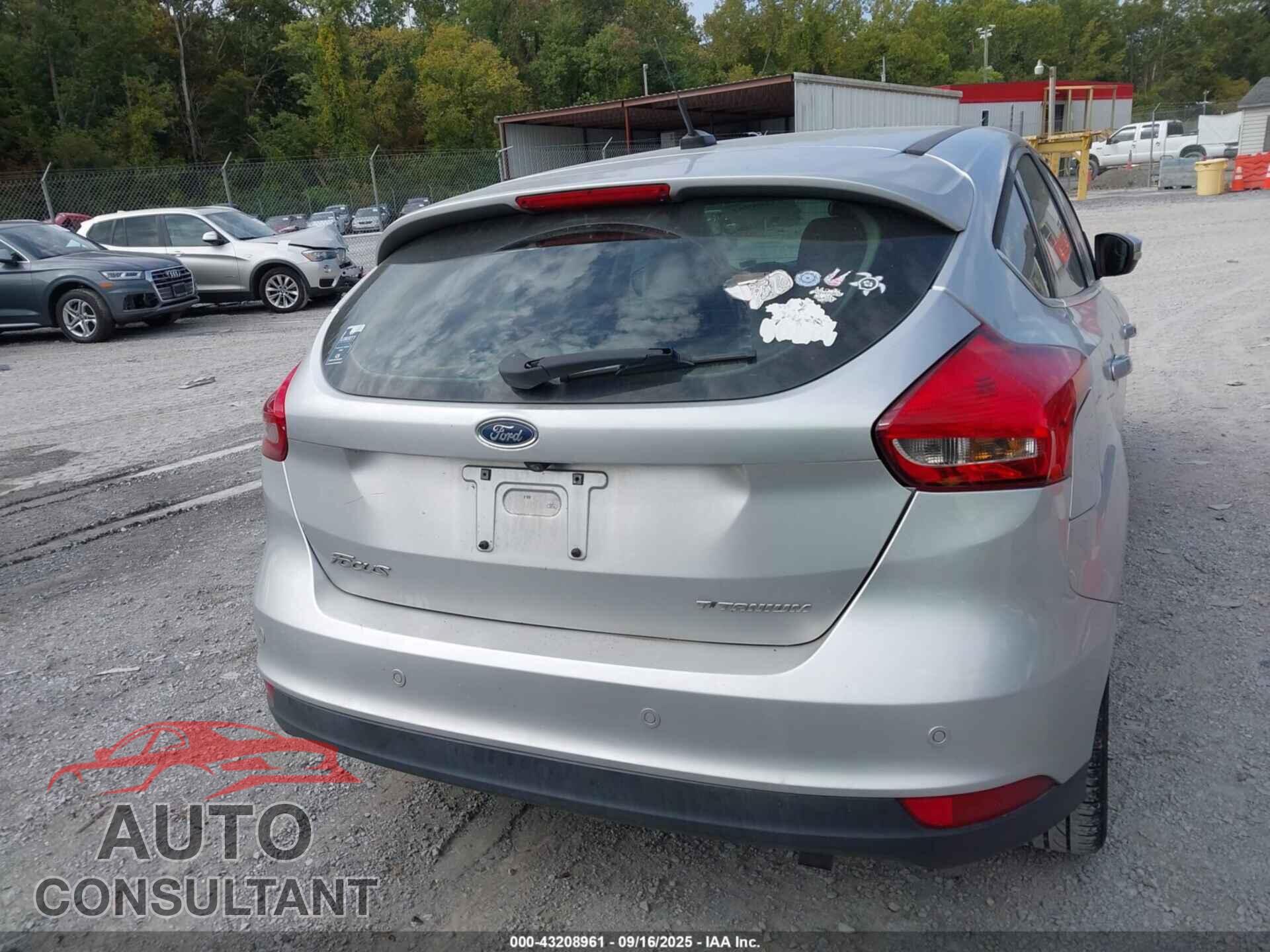 FORD FOCUS 2017 - 1FADP3N25HL291507