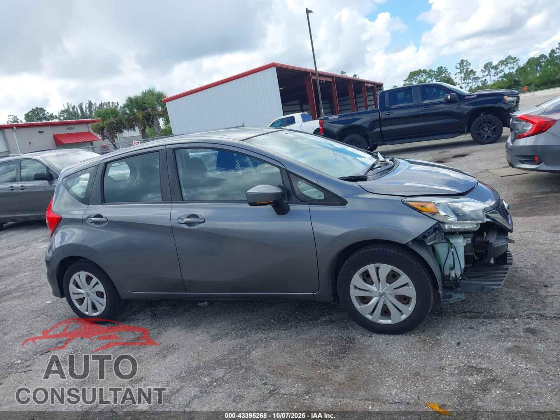 NISSAN VERSA NOTE 2017 - 3N1CE2CP1HL364545