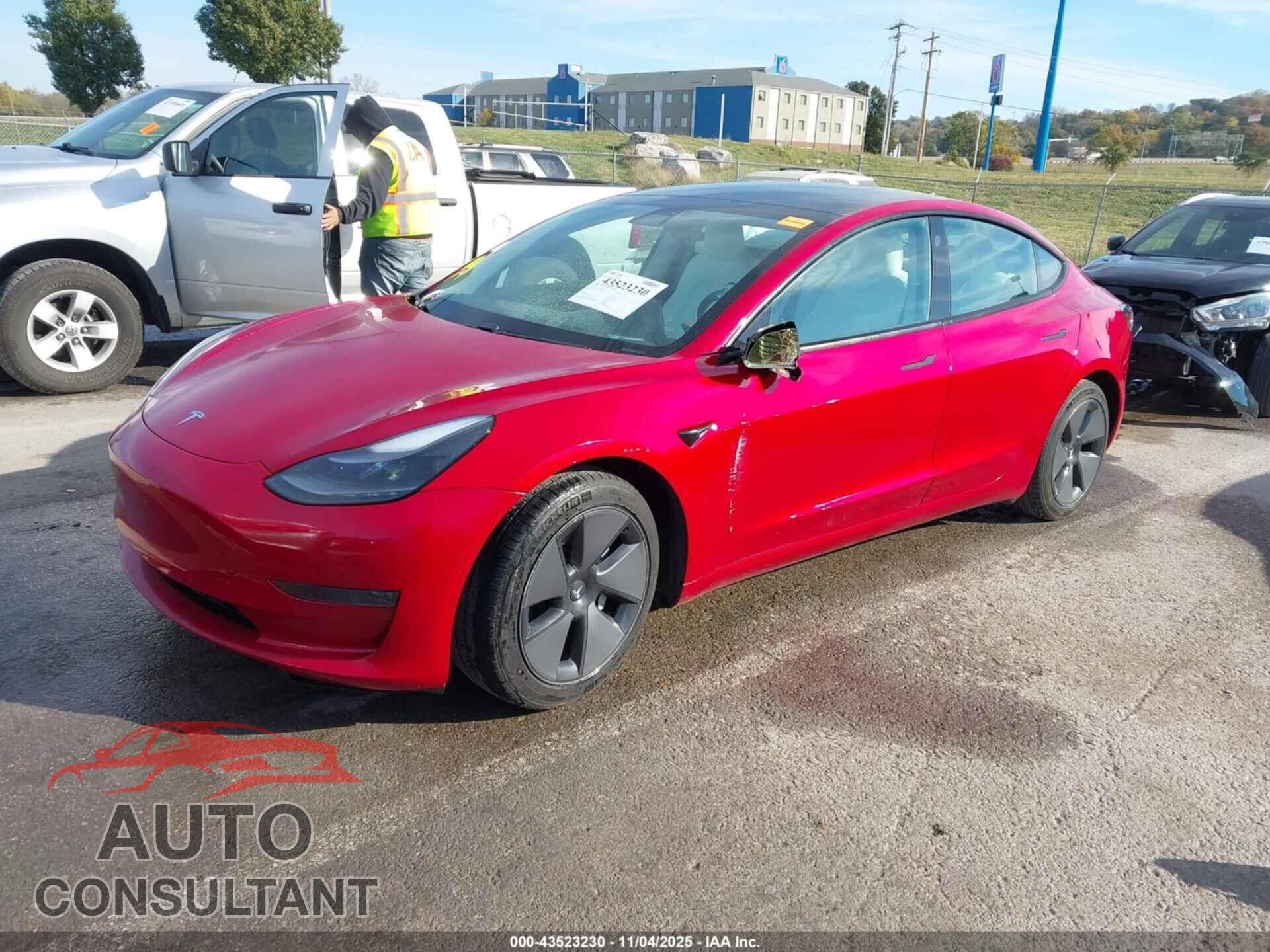 TESLA MODEL 3 2021 - 5YJ3E1EA9MF908444