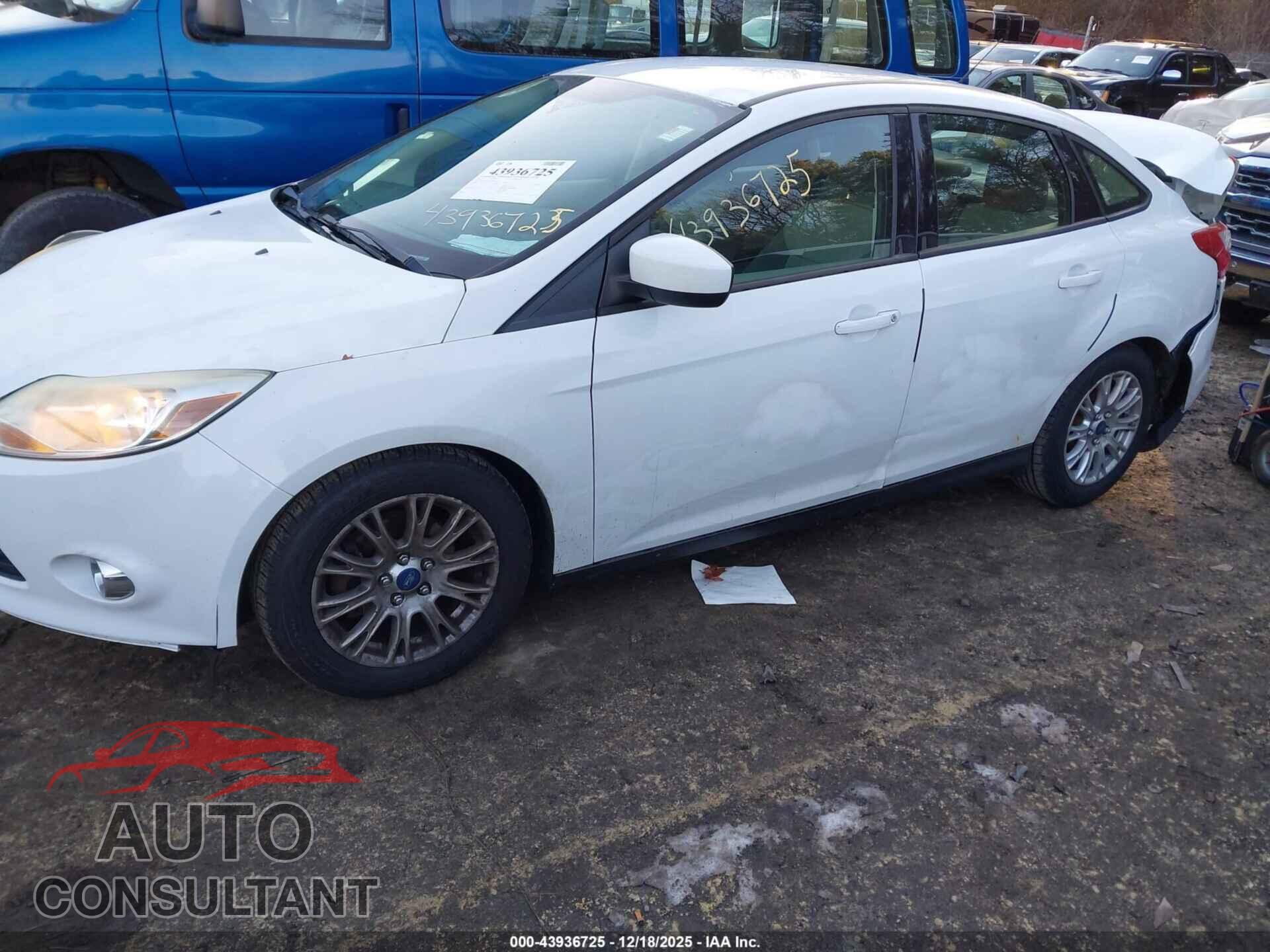 FORD FOCUS 2012 - 1FAHP3F26CL179341