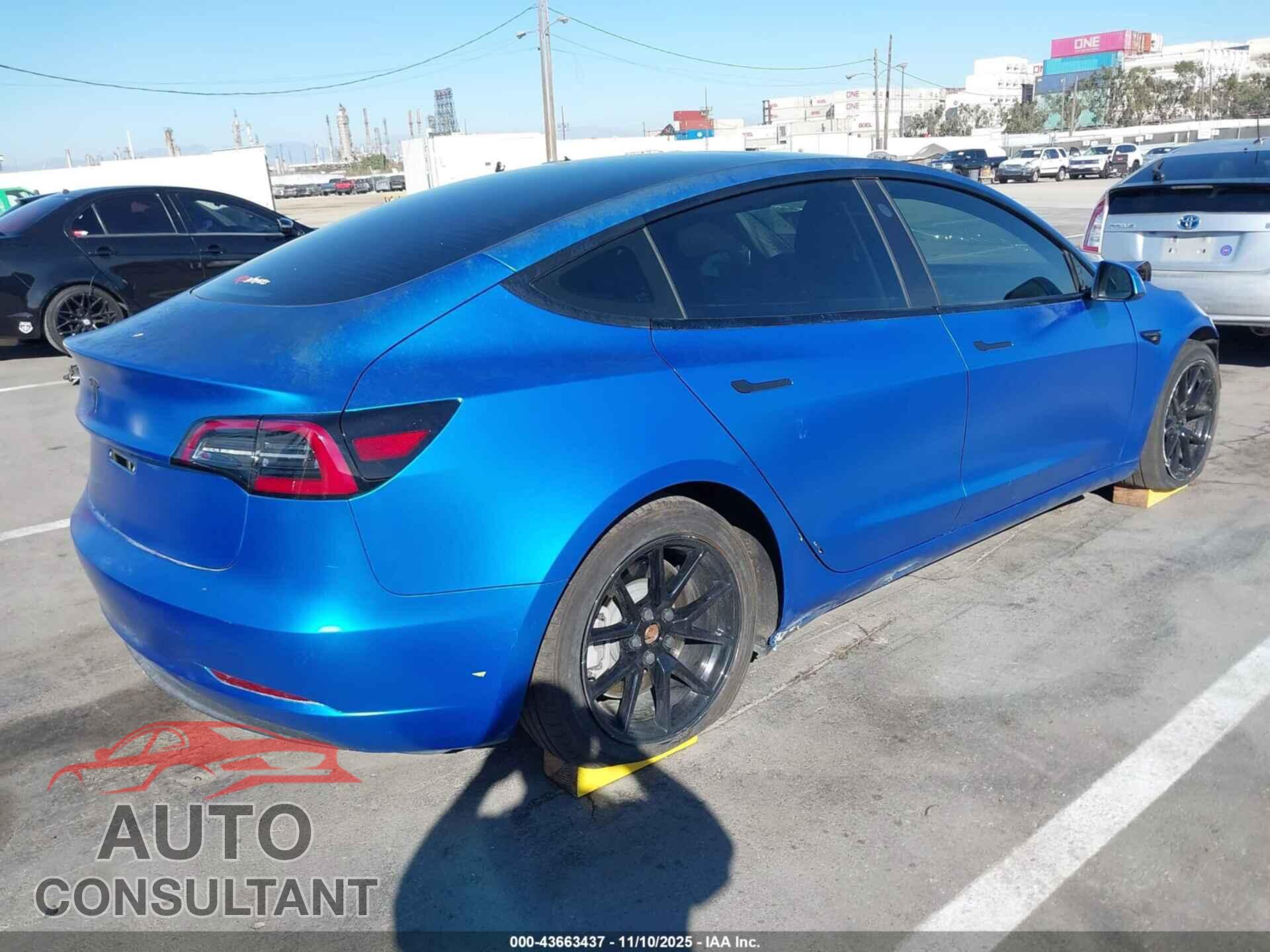 TESLA MODEL 3 2021 - 5YJ3E1EB2MF003858