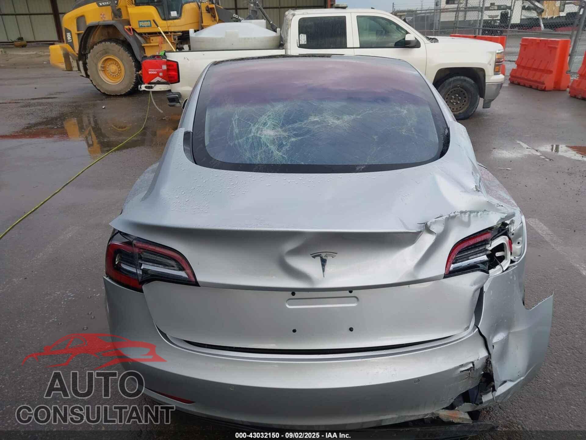 TESLA MODEL 3 2018 - 5YJ3E1EA8JF007061