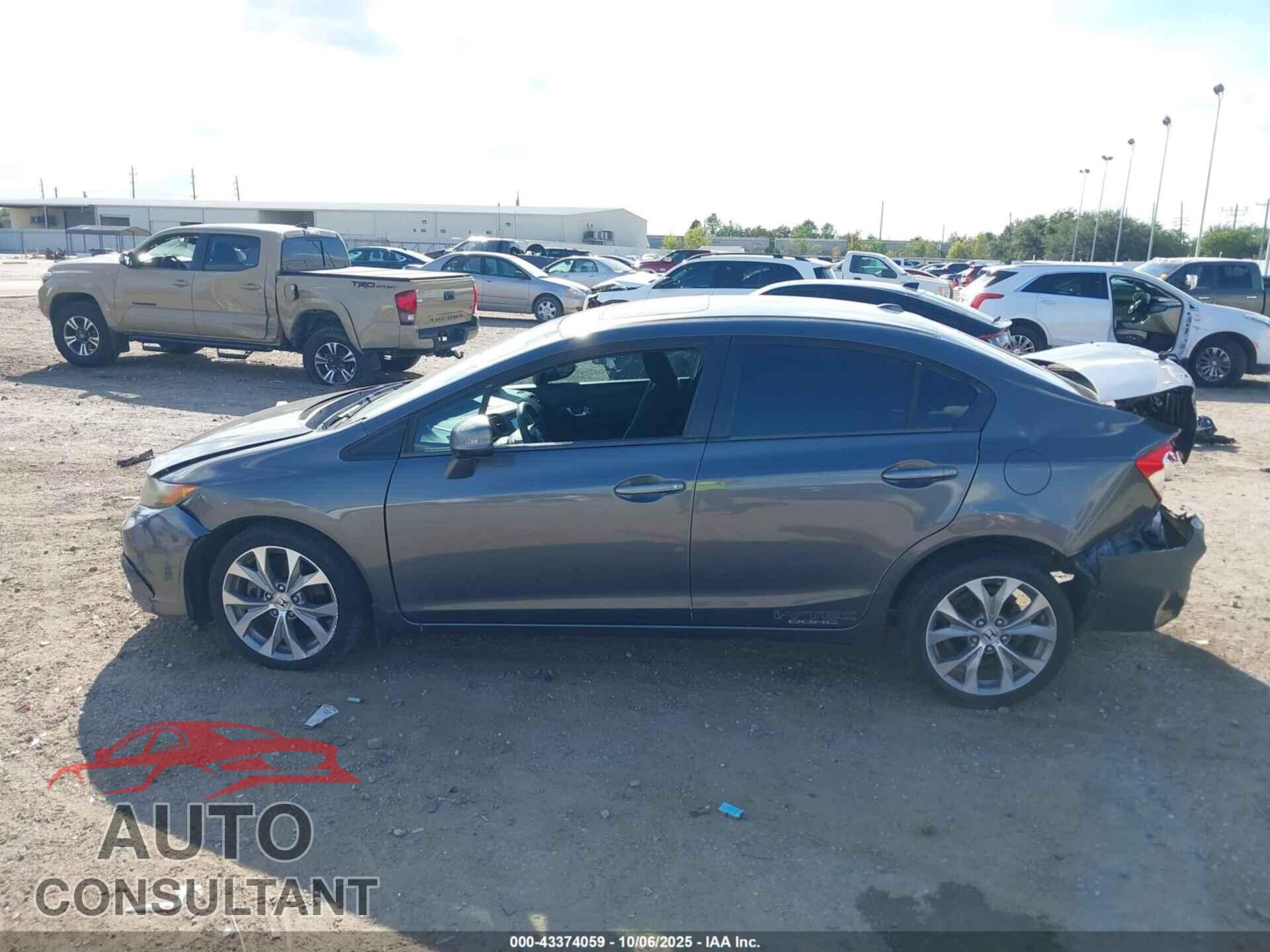 HONDA CIVIC 2012 - 2HGFB6E50CH703109