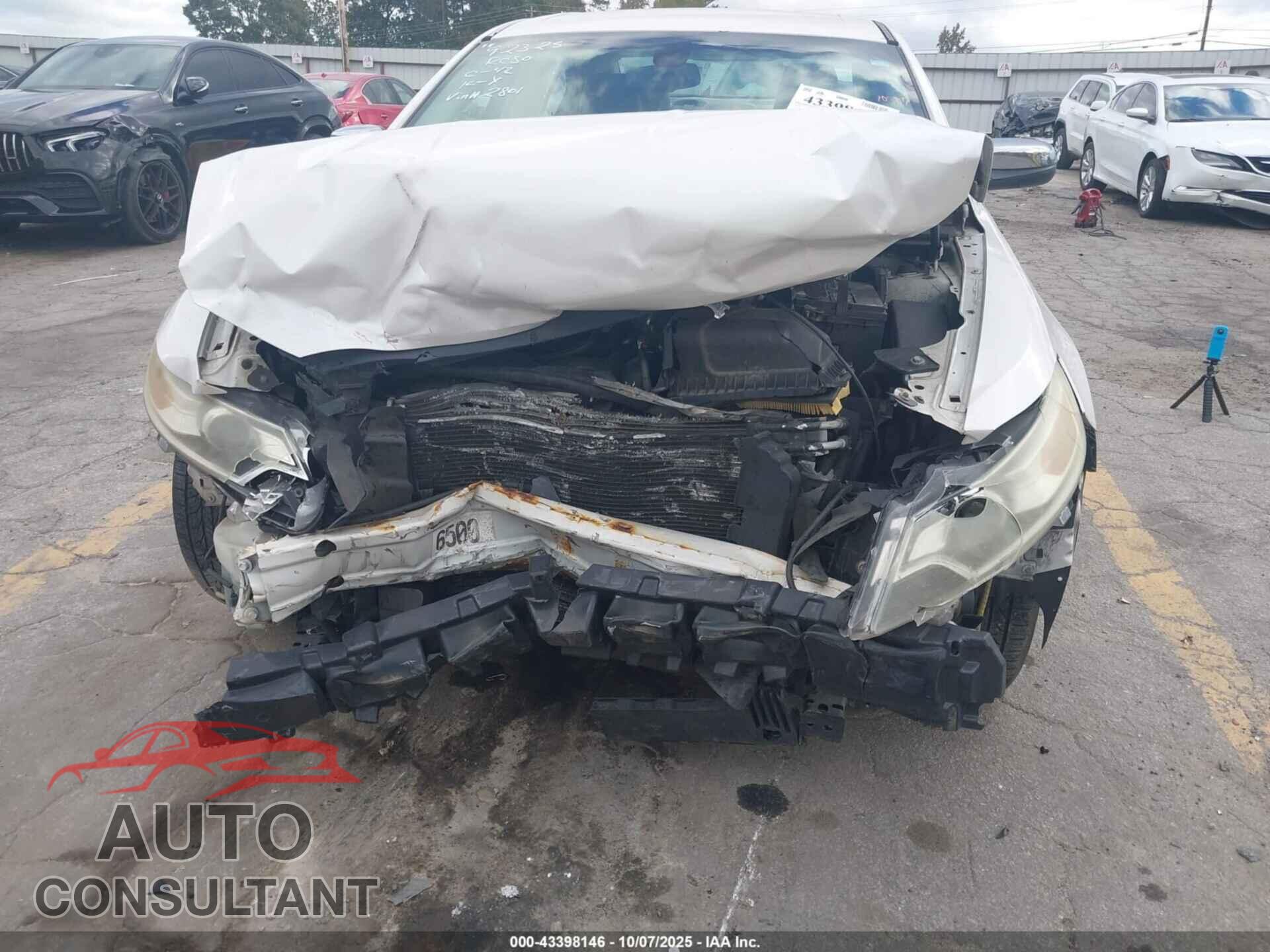FORD TAURUS 2011 - 1FAHP2EW9BG162801