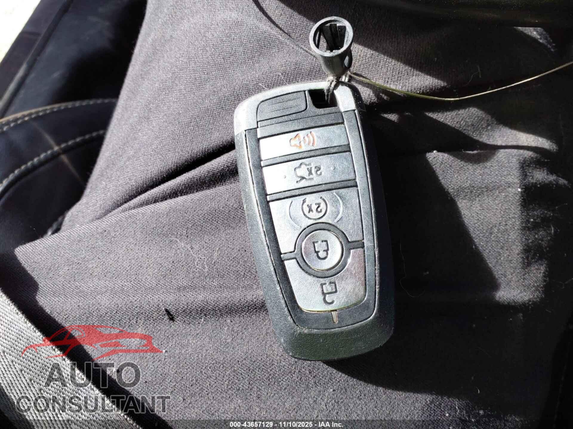 FORD MUSTANG 2021 - 1FA6P8CF7M5134457