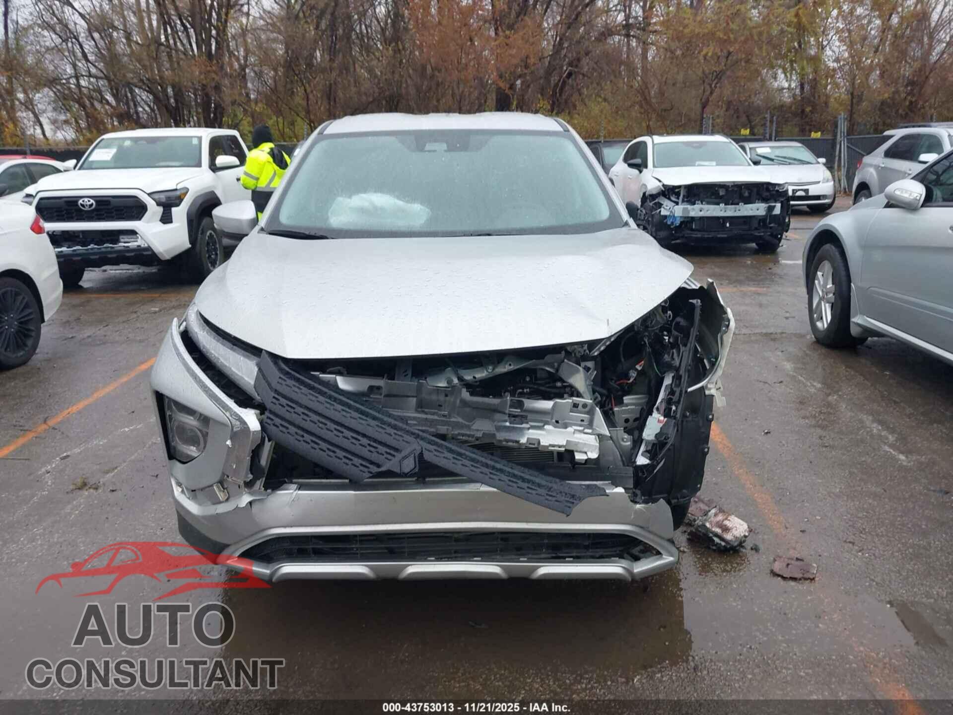 MITSUBISHI ECLIPSE CROSS 2024 - JA4ATWAA5RZ067976