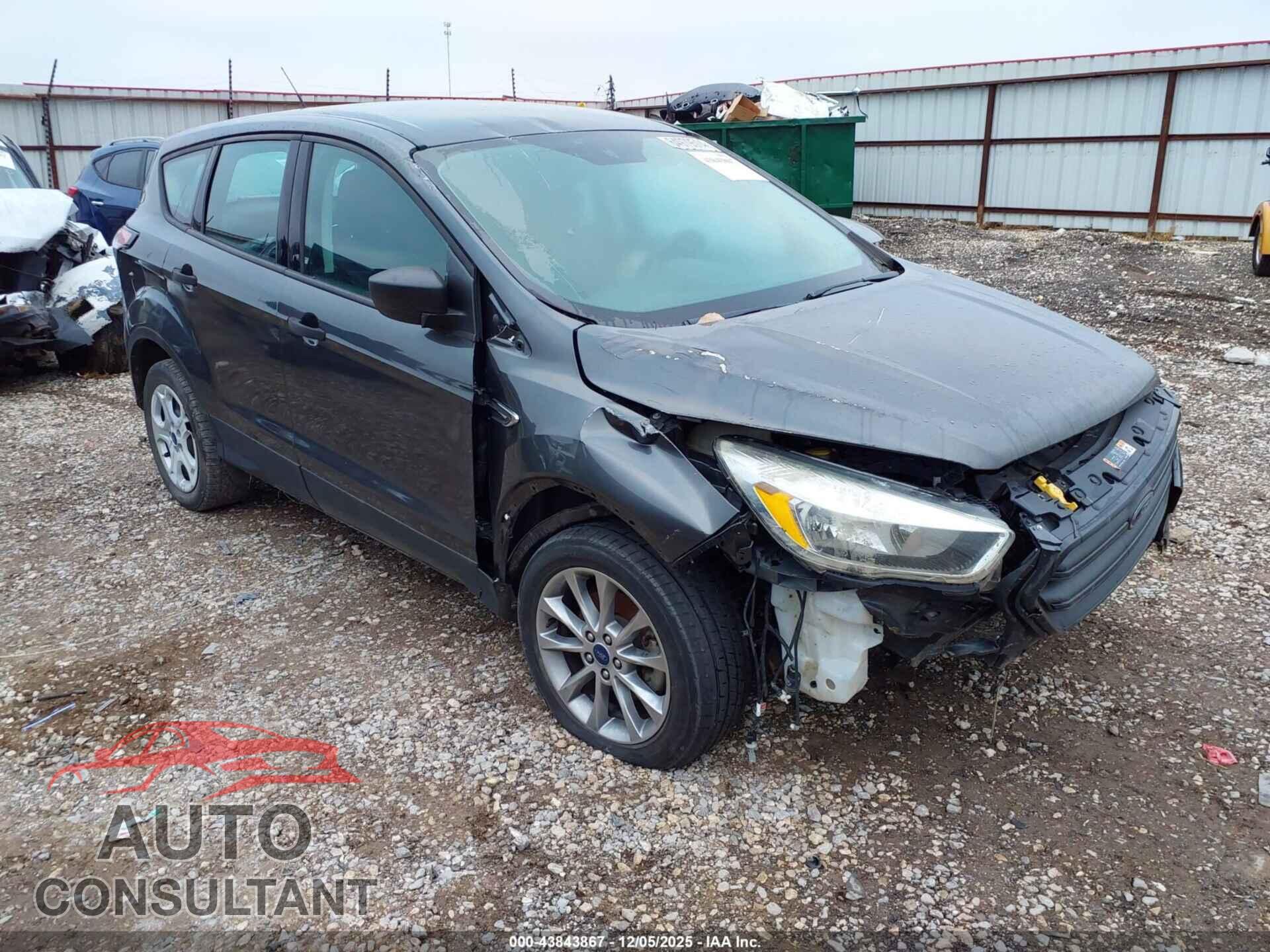 FORD ESCAPE 2017 - 1FMCU0F77HUB96086