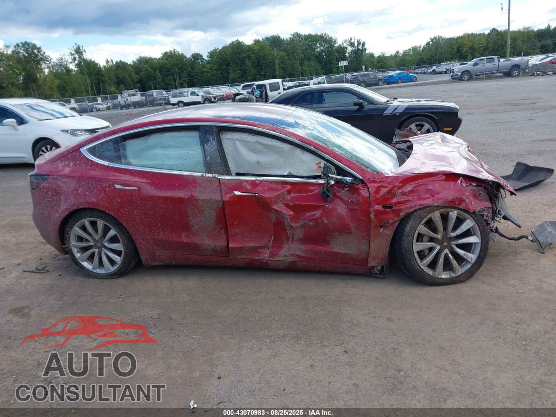TESLA MODEL 3 2018 - 5YJ3E1EA8JF024510