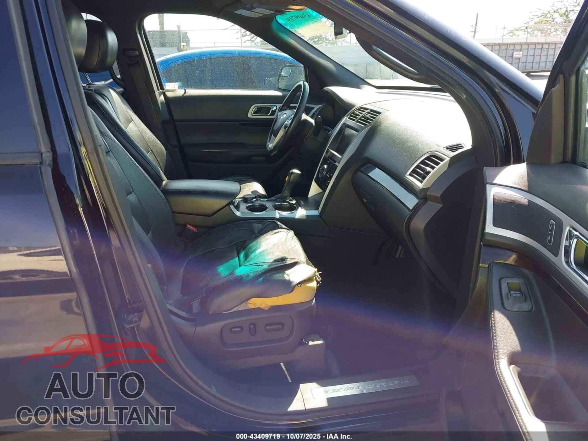 FORD EXPLORER 2011 - 1FMHK8F80BGA95321